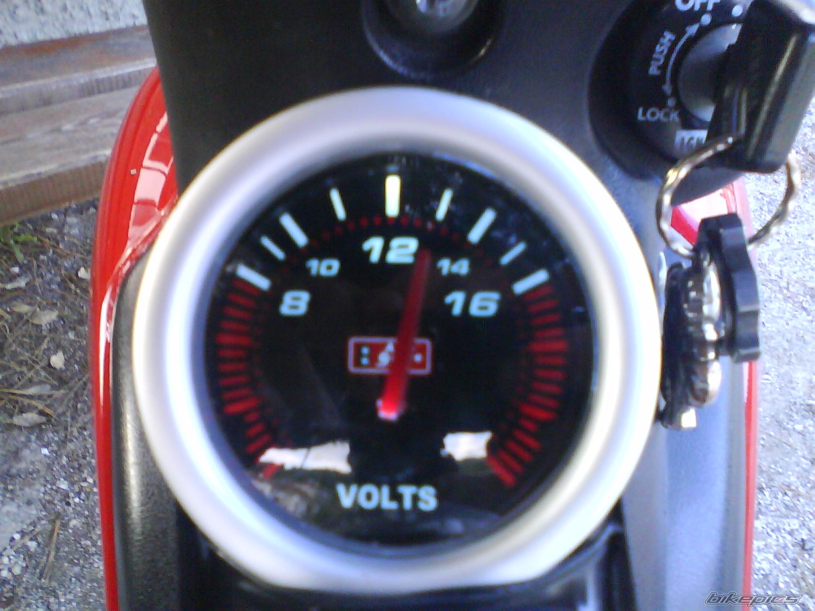 Photo 1513393