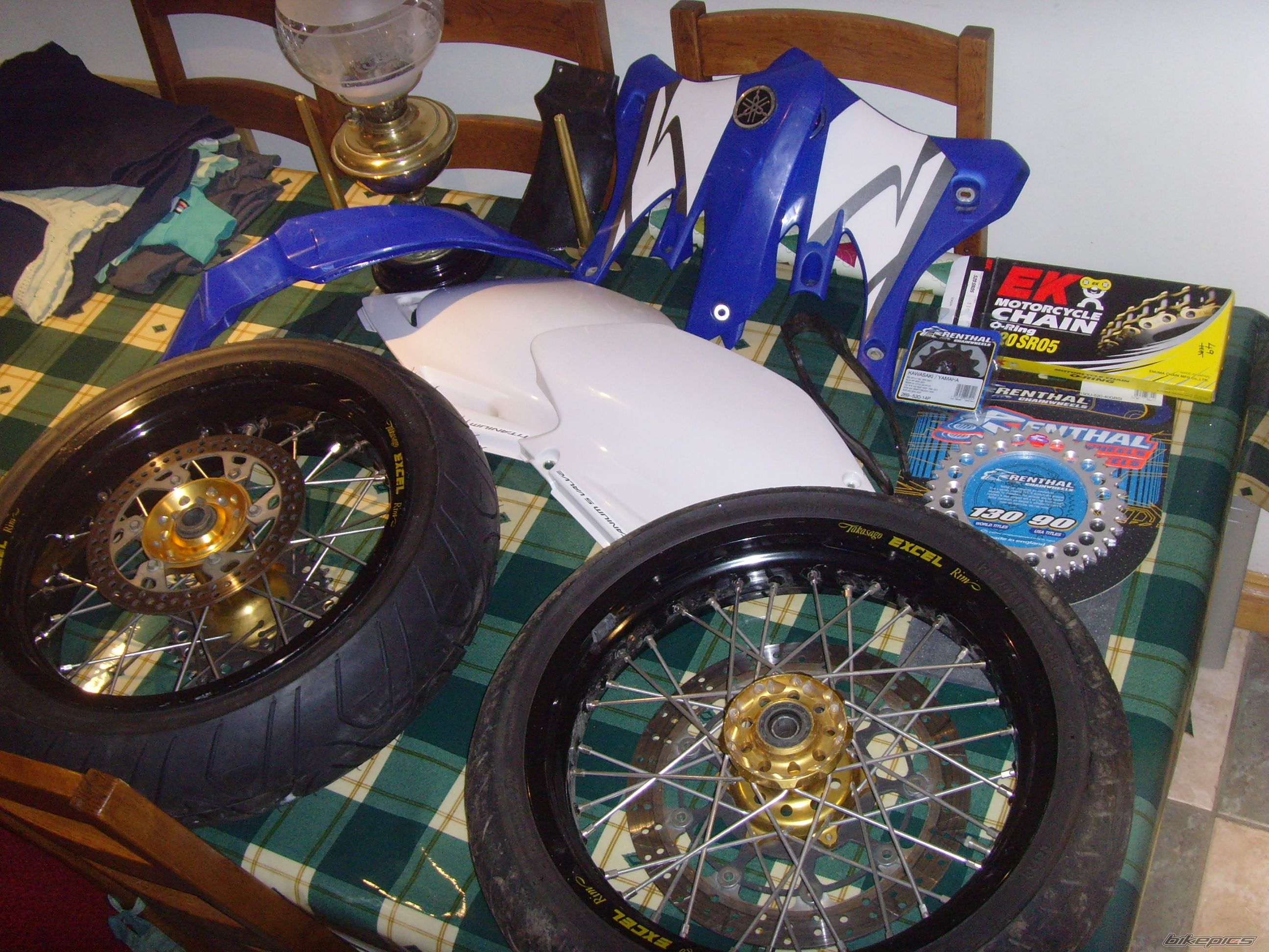 Photo 1513417