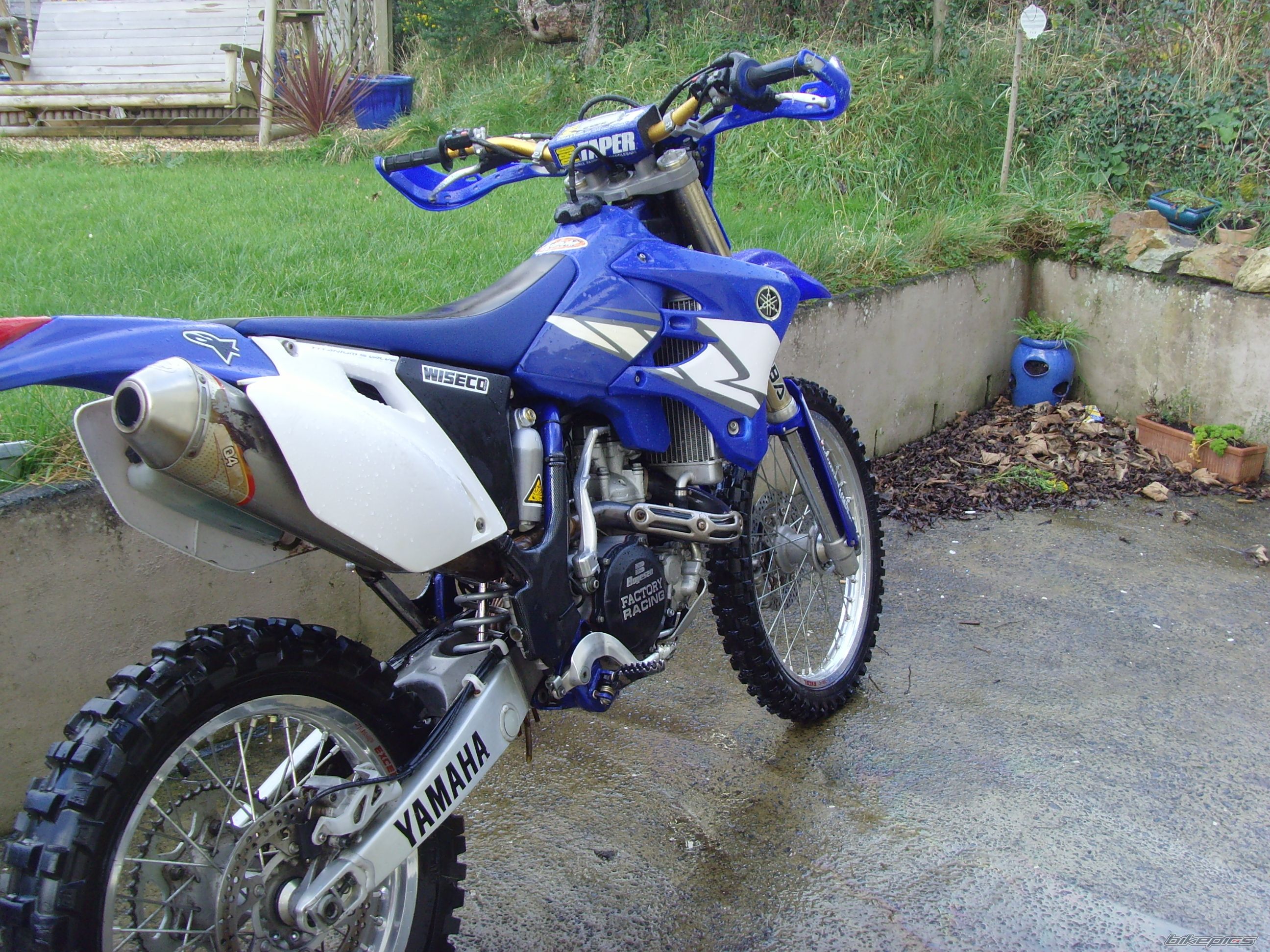 Photo 1513444