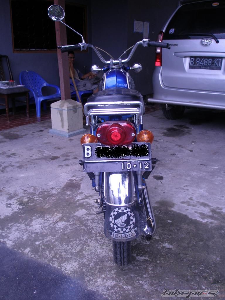 Photo 1513546