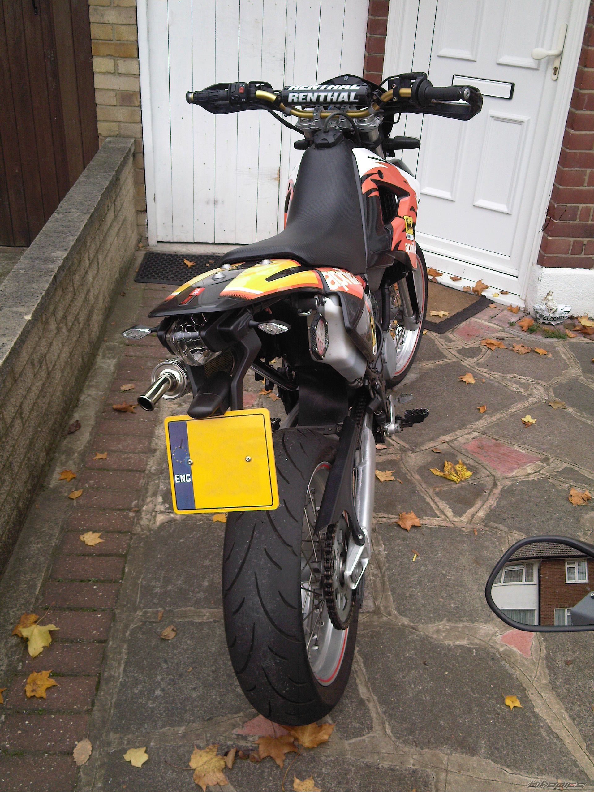 Photo 1513636