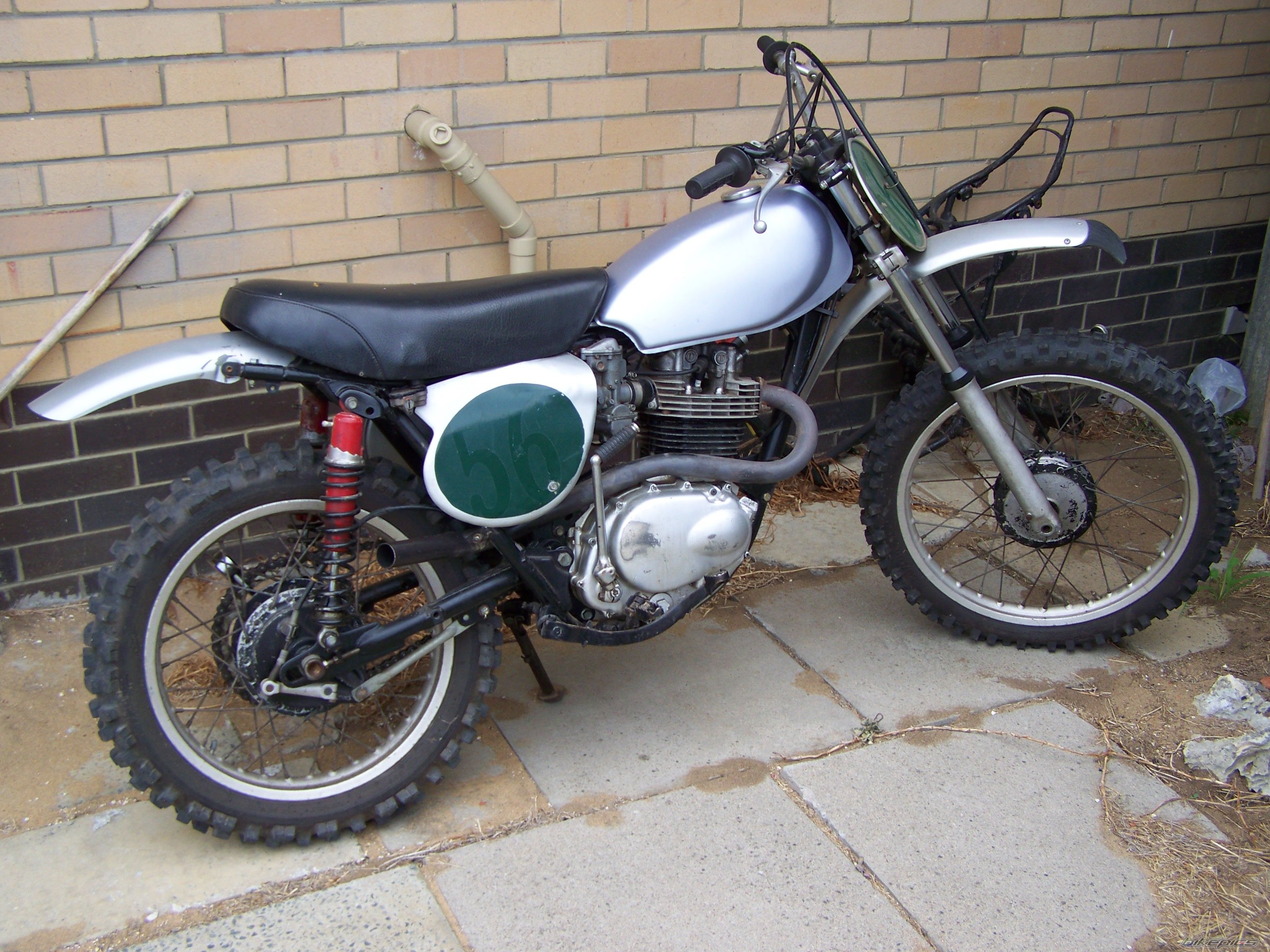 Photo 1513961