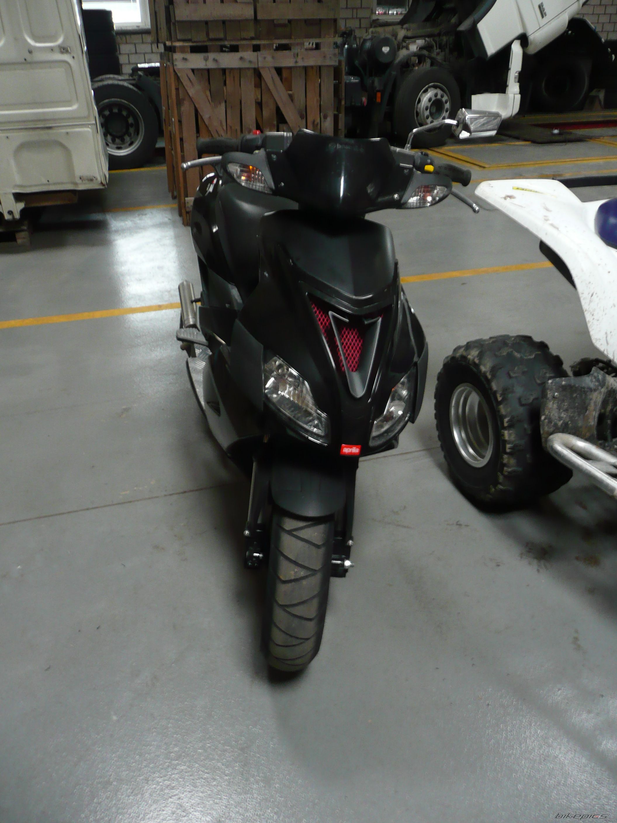 Photo 1513975
