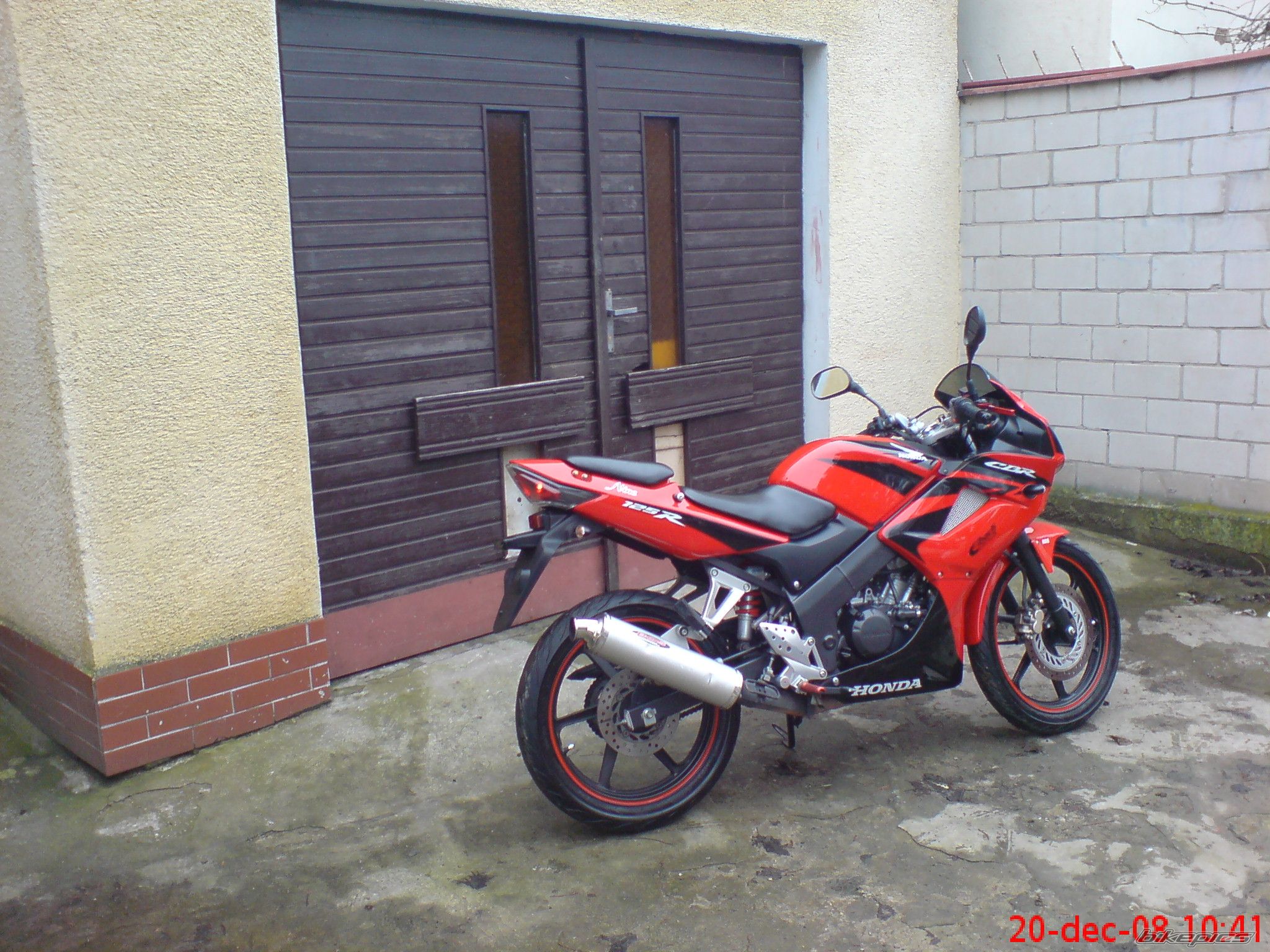 Photo 1513989
