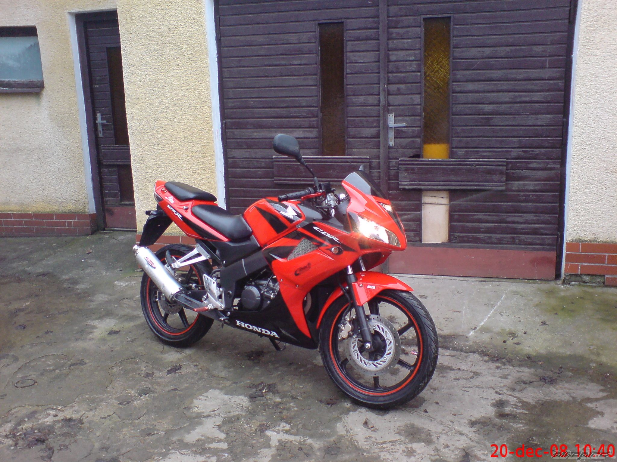 Photo 1514021