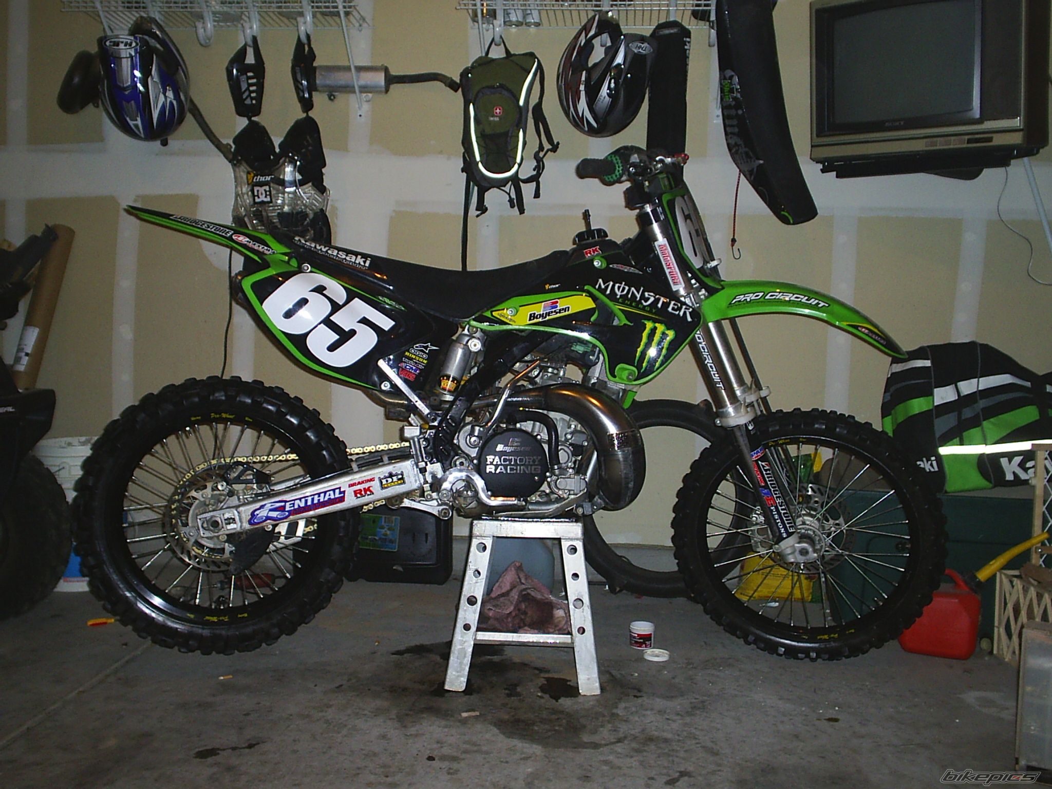 Photo 1514284