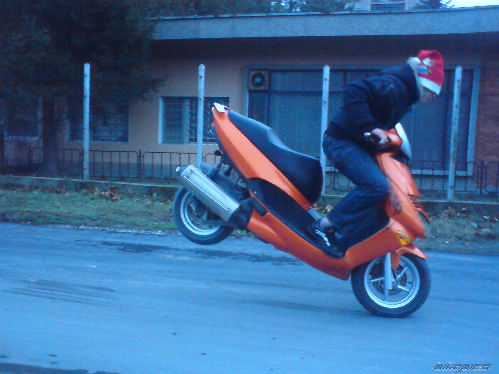 Photo 1514329