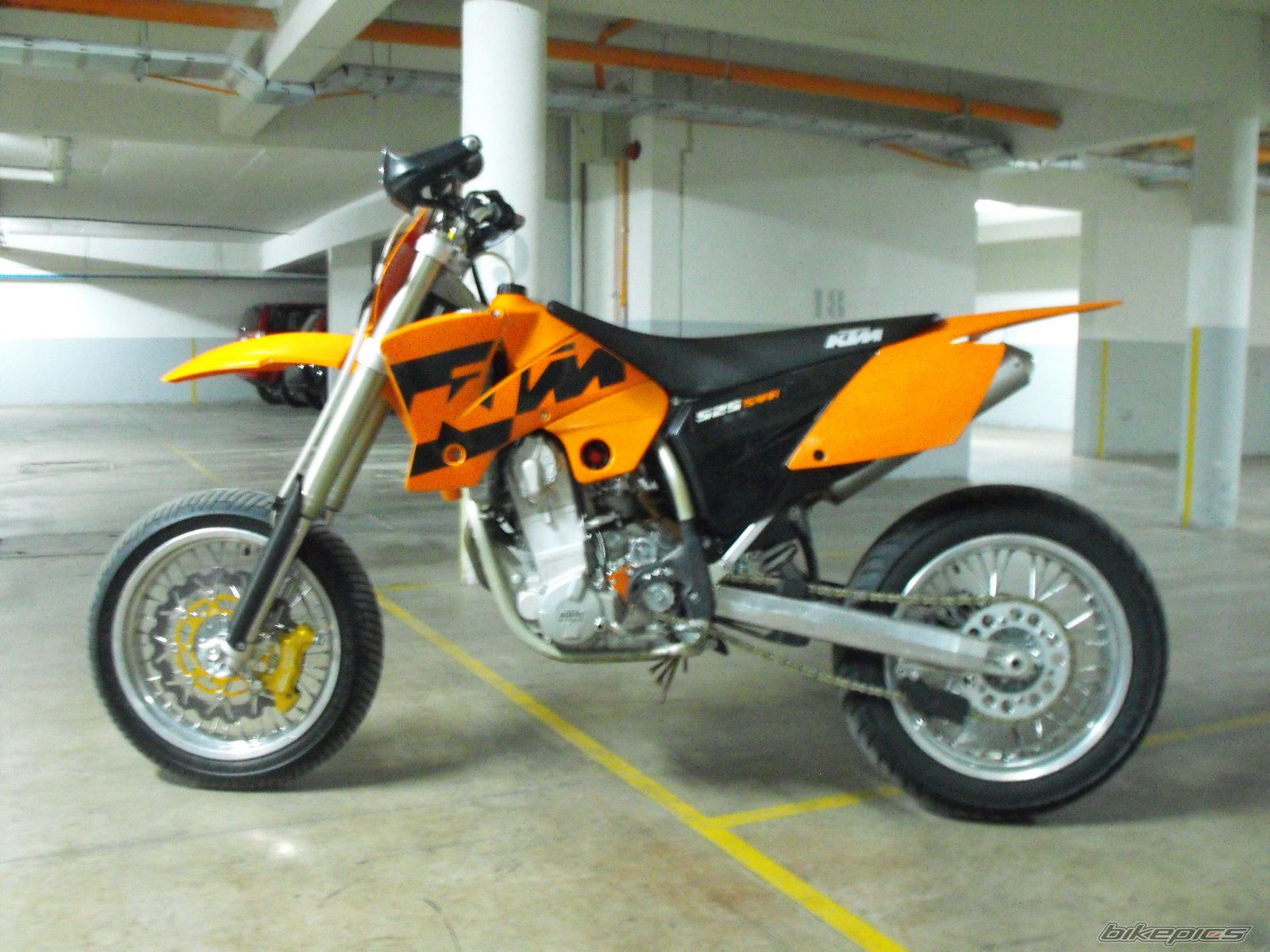 Photo 1514723