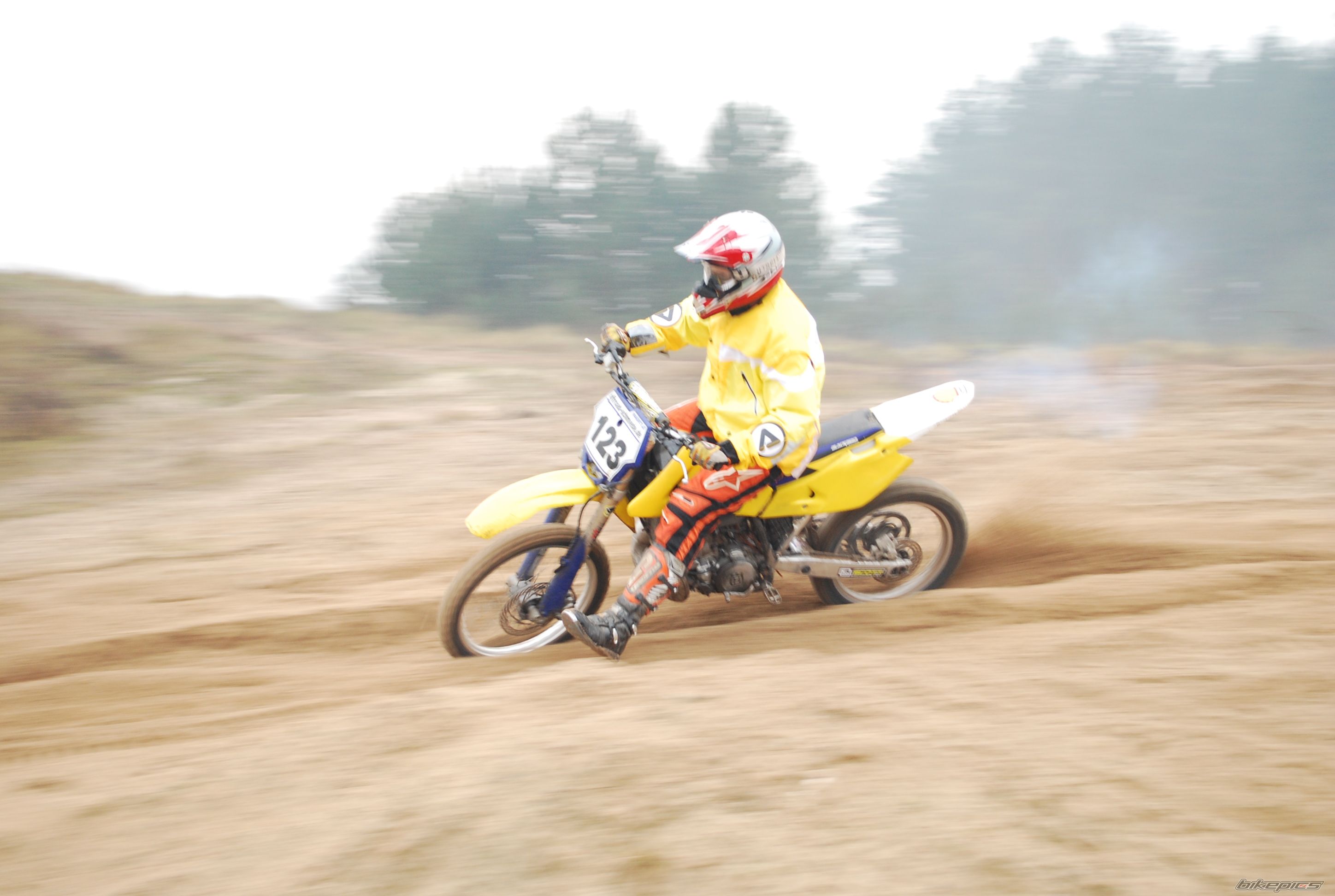 Photo 1514841