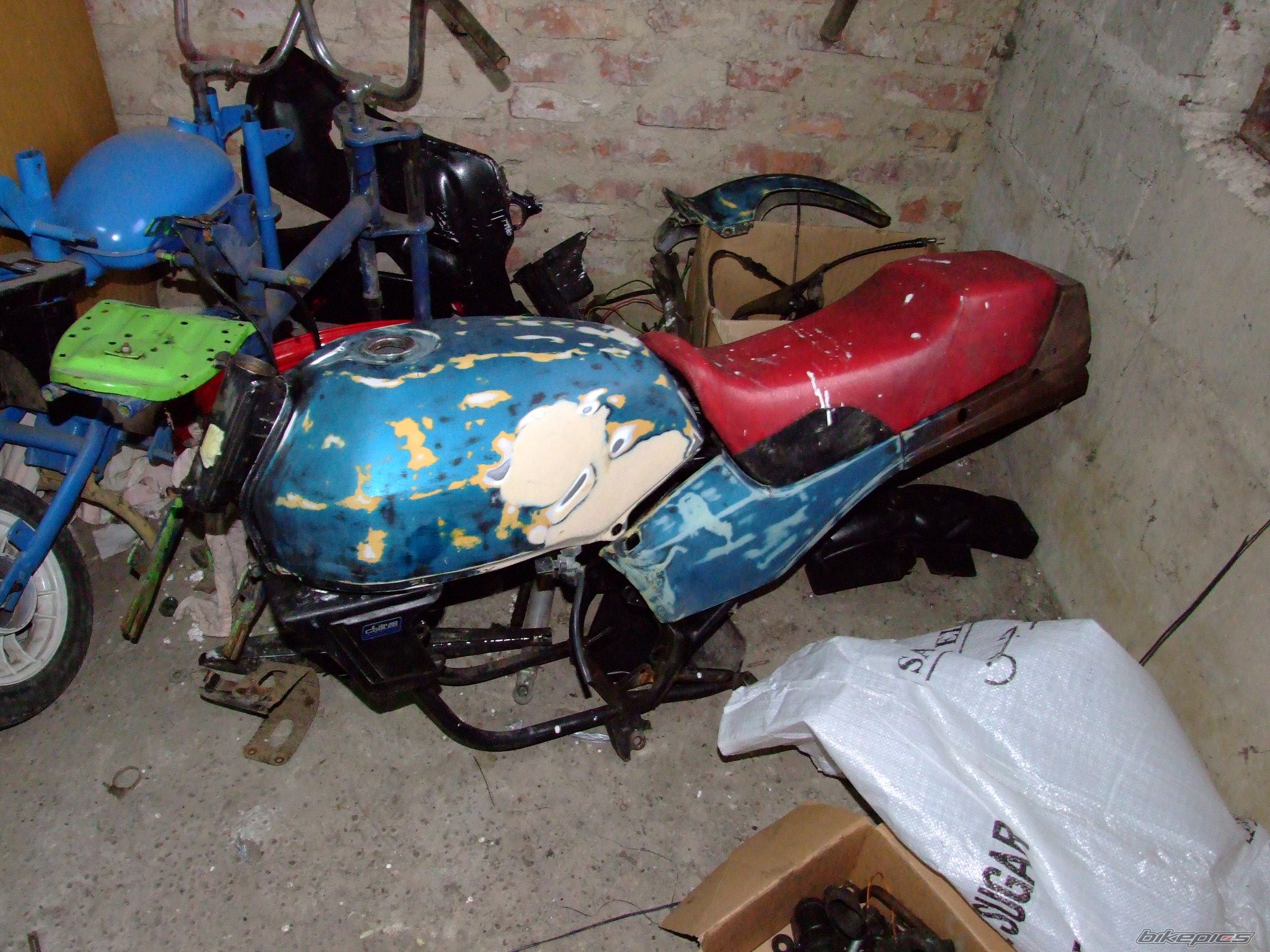 Photo 1514872