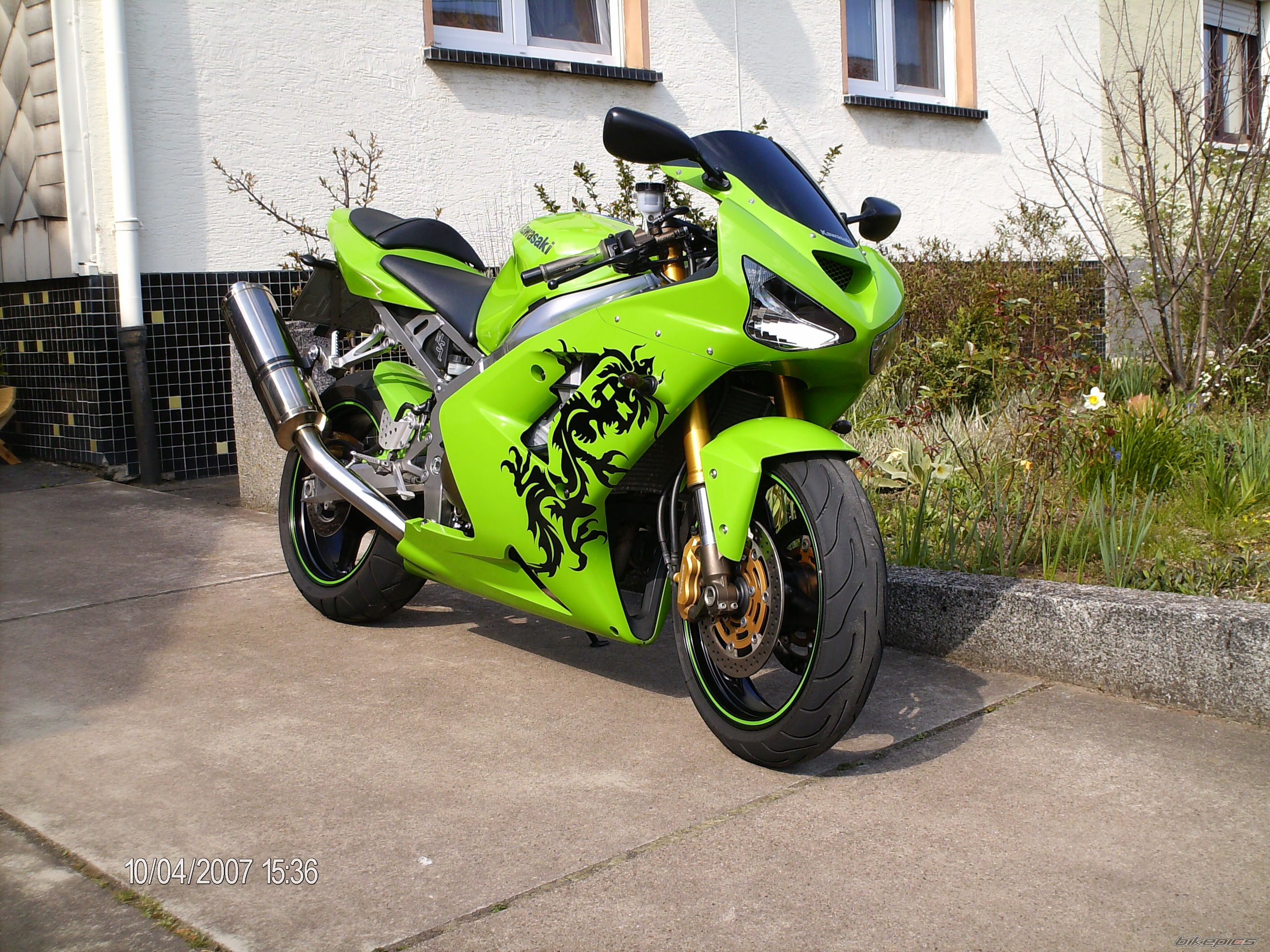 Photo 1515547