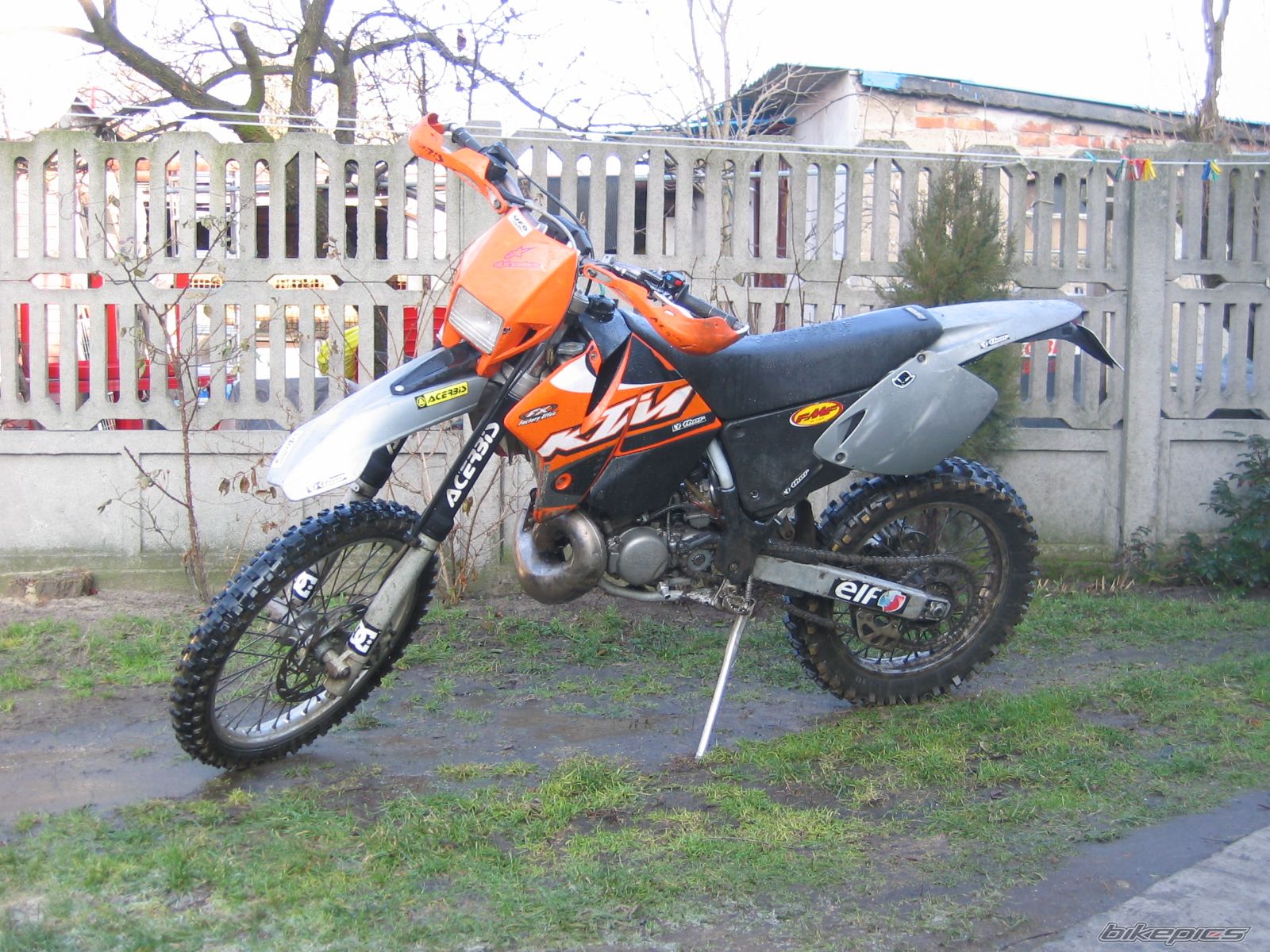 Photo 1515602