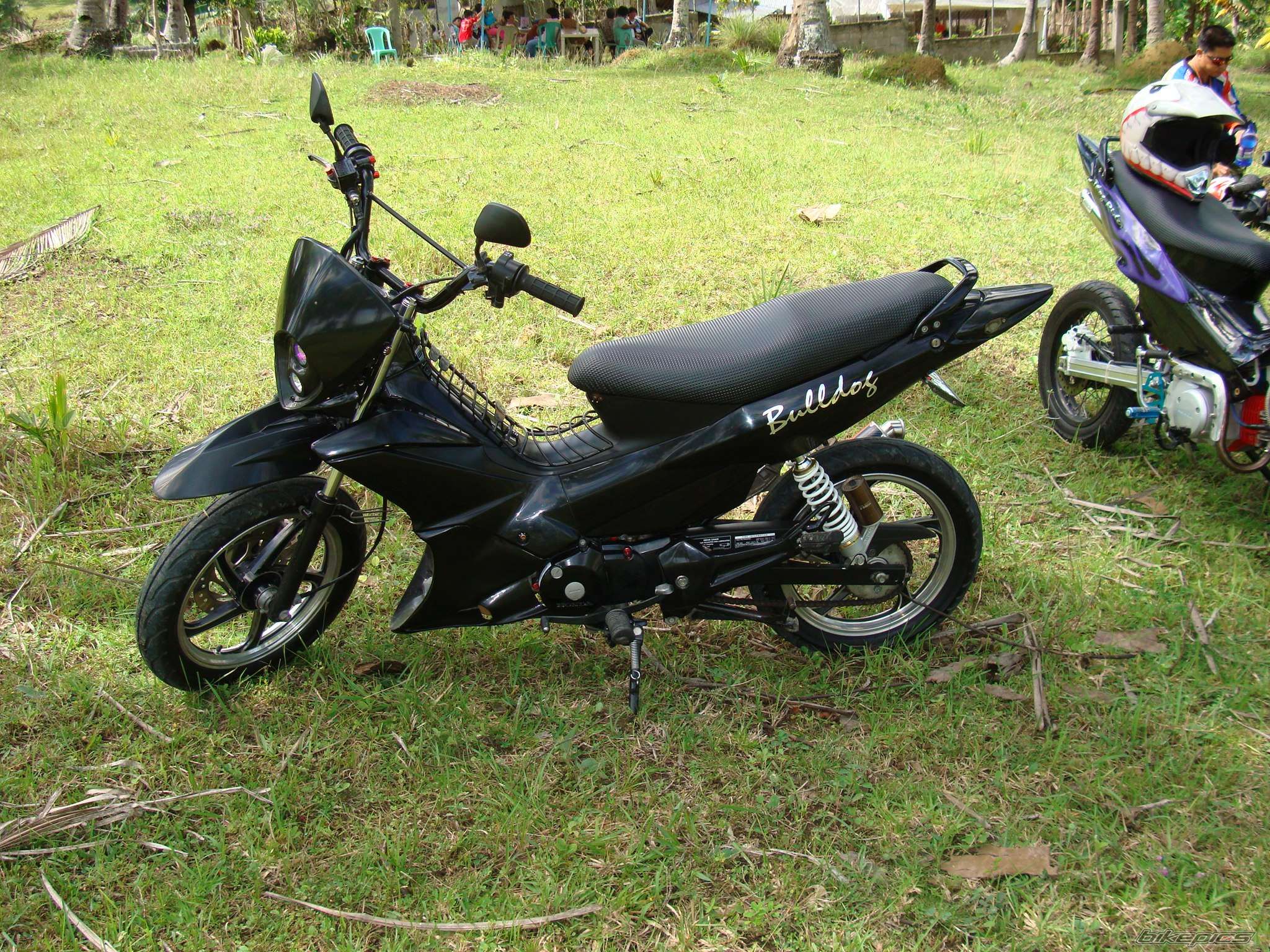 Photo 1515675