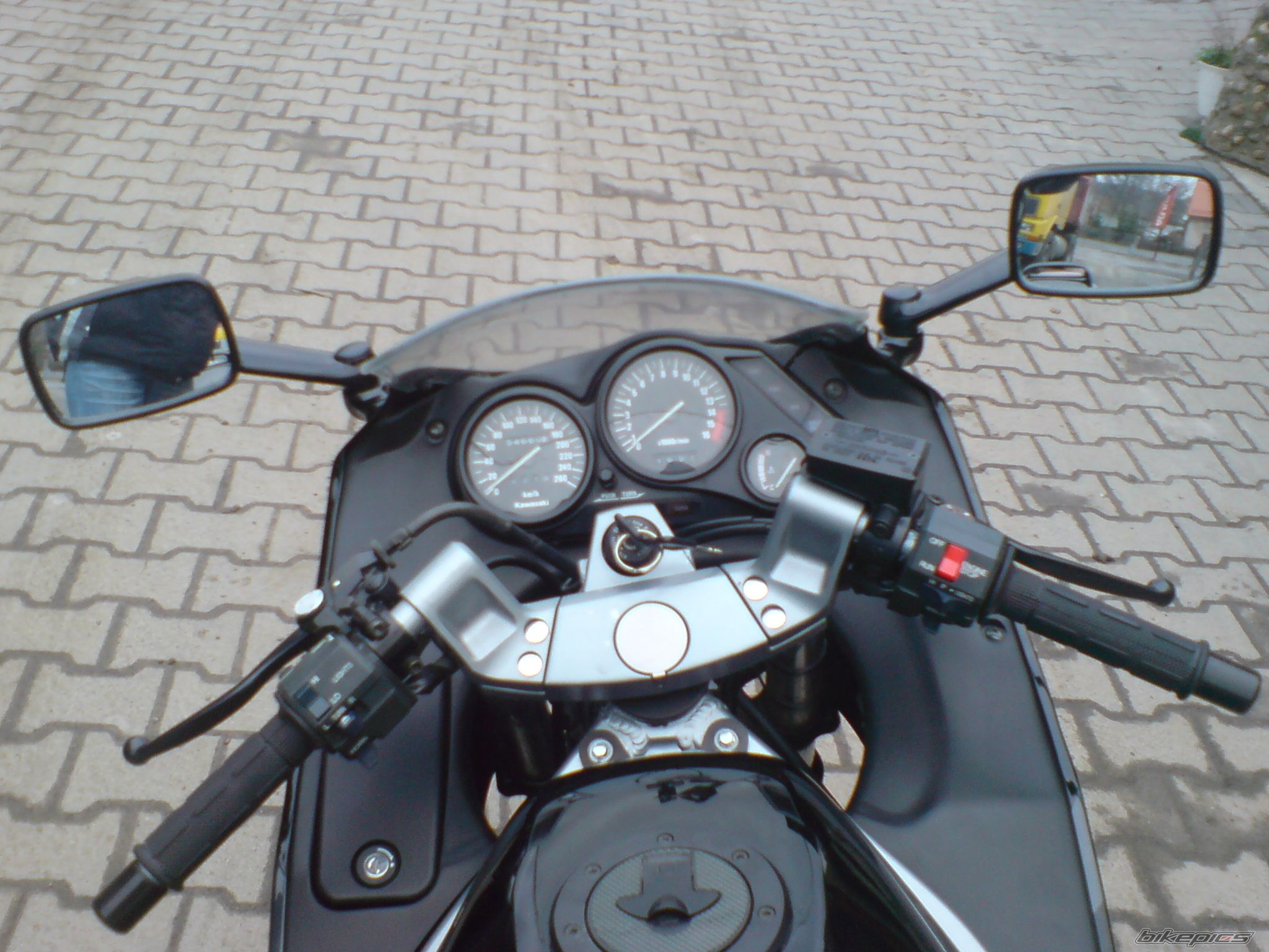 Photo 1515696