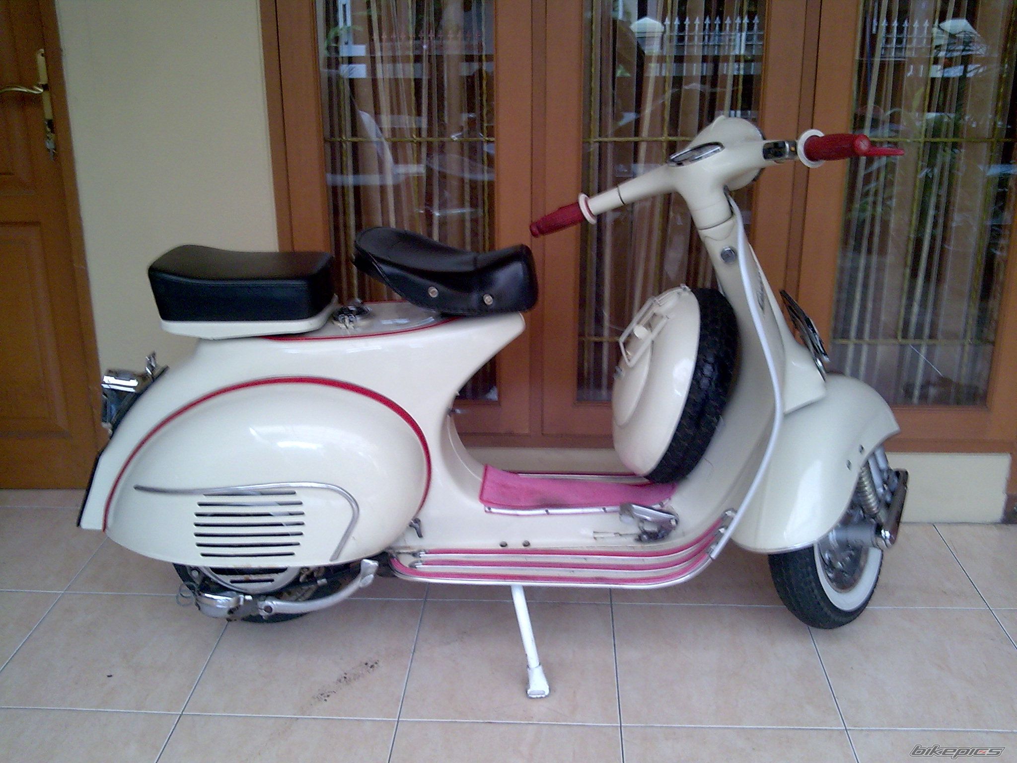 Photo 1515857