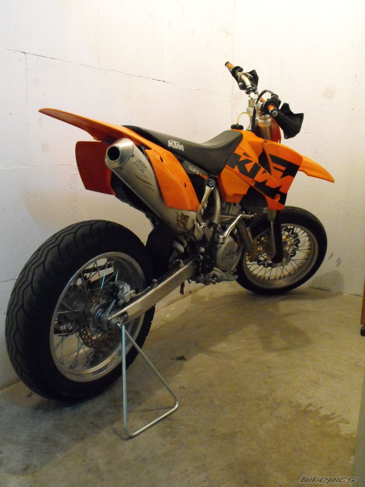 Photo 1515893