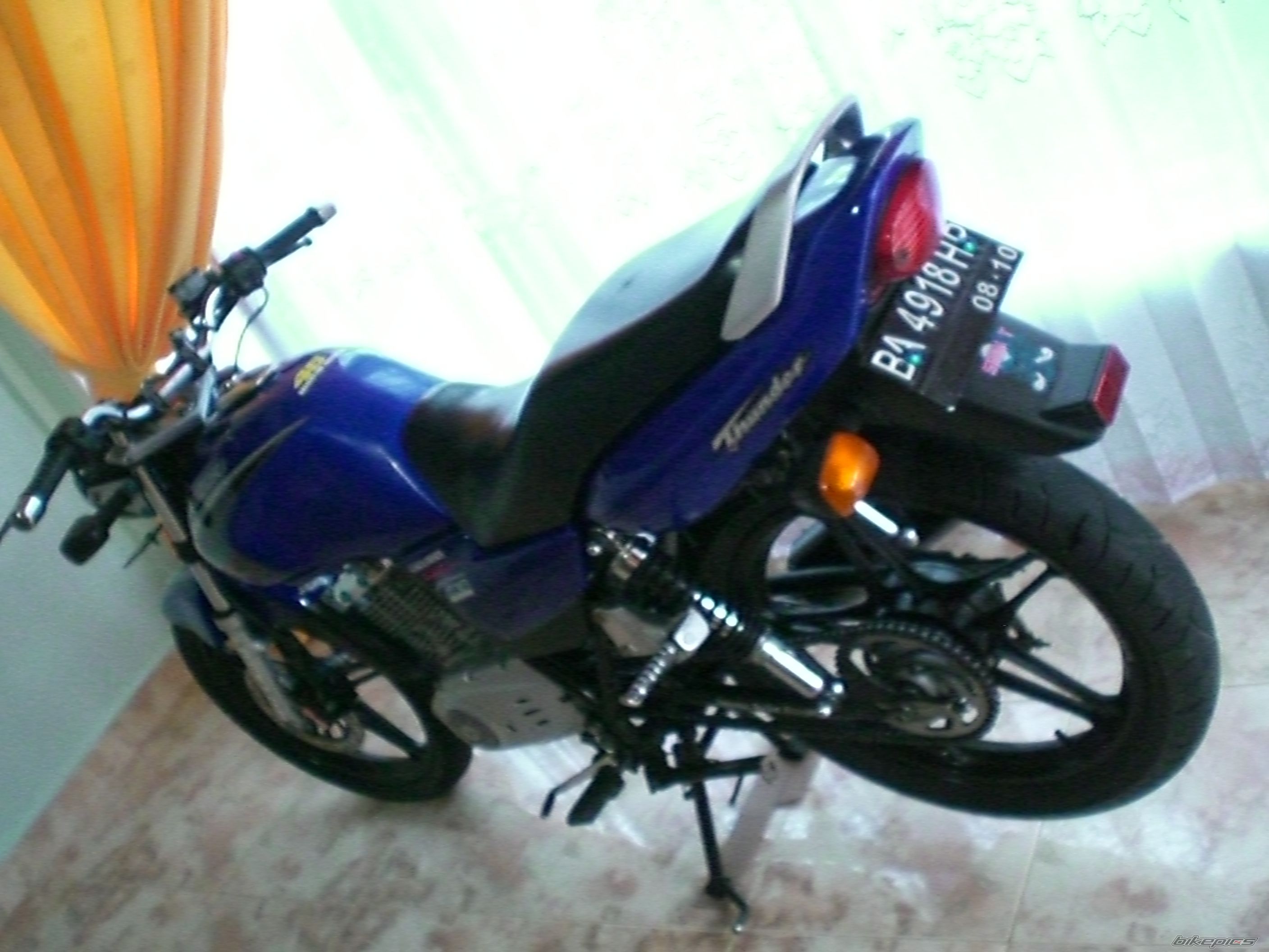 Photo 1515963