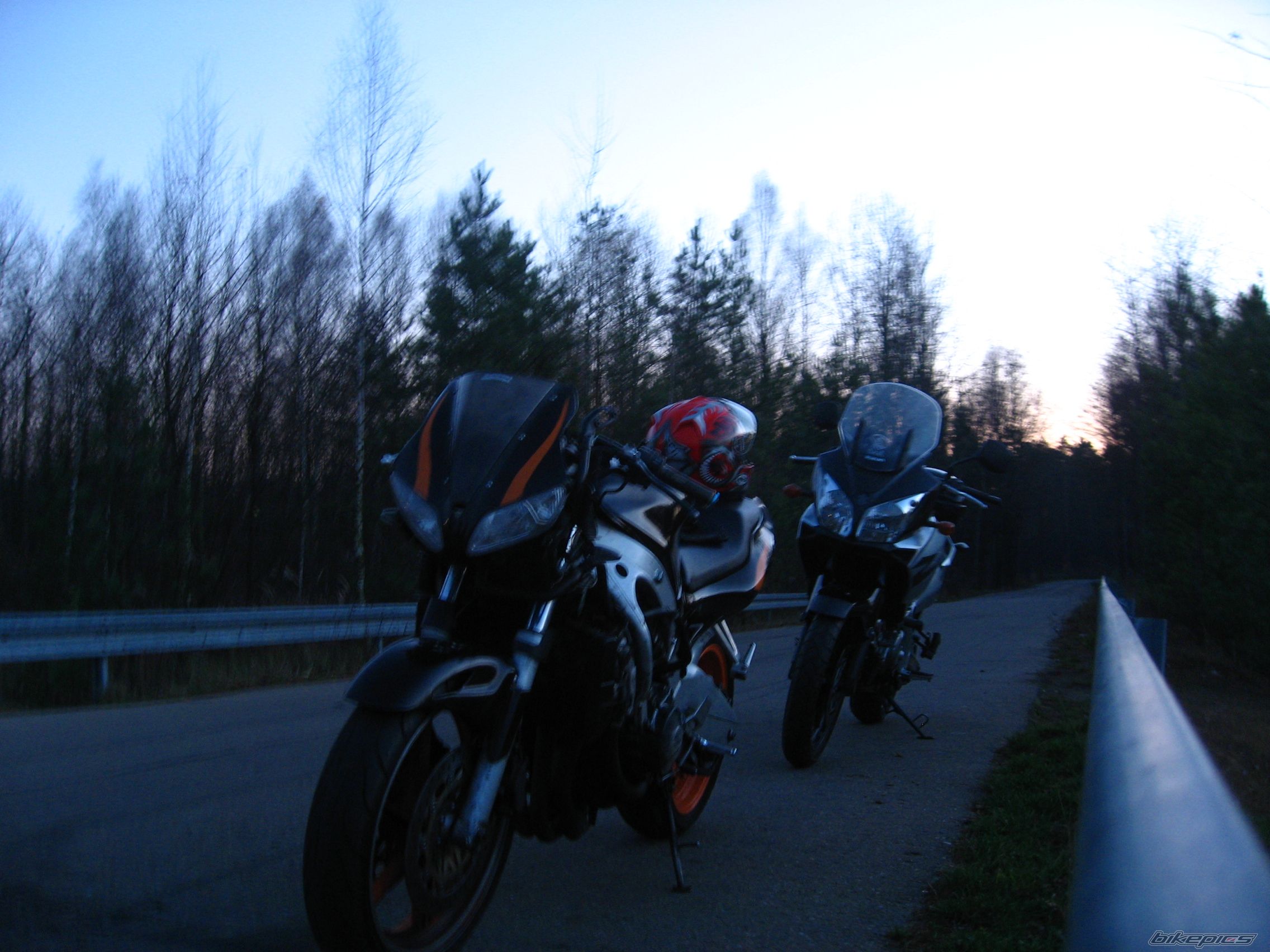 Photo 1515995
