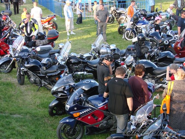 Photo 1516096