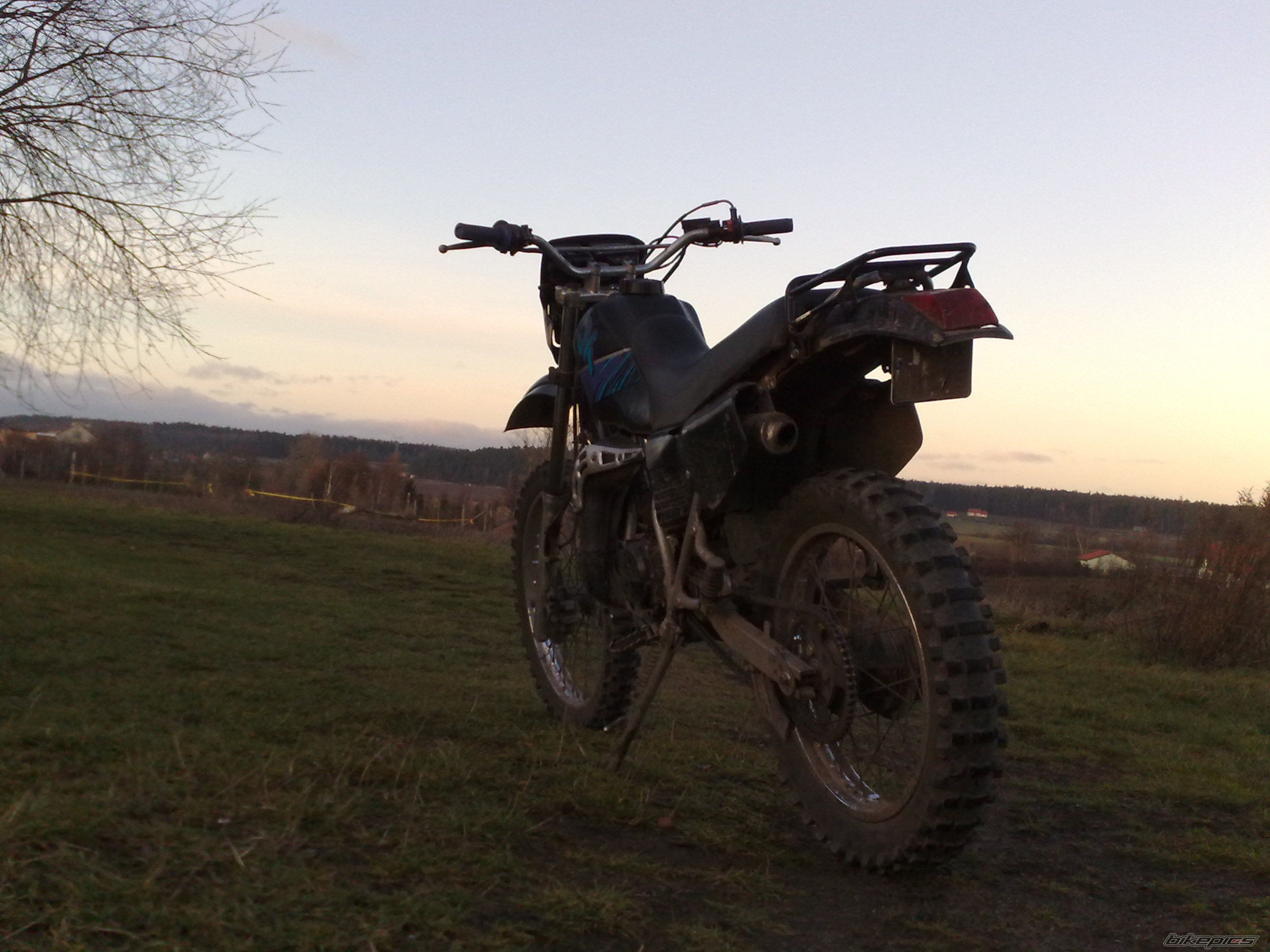 Photo 1516098
