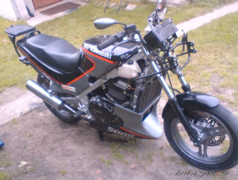 Photo 1516174