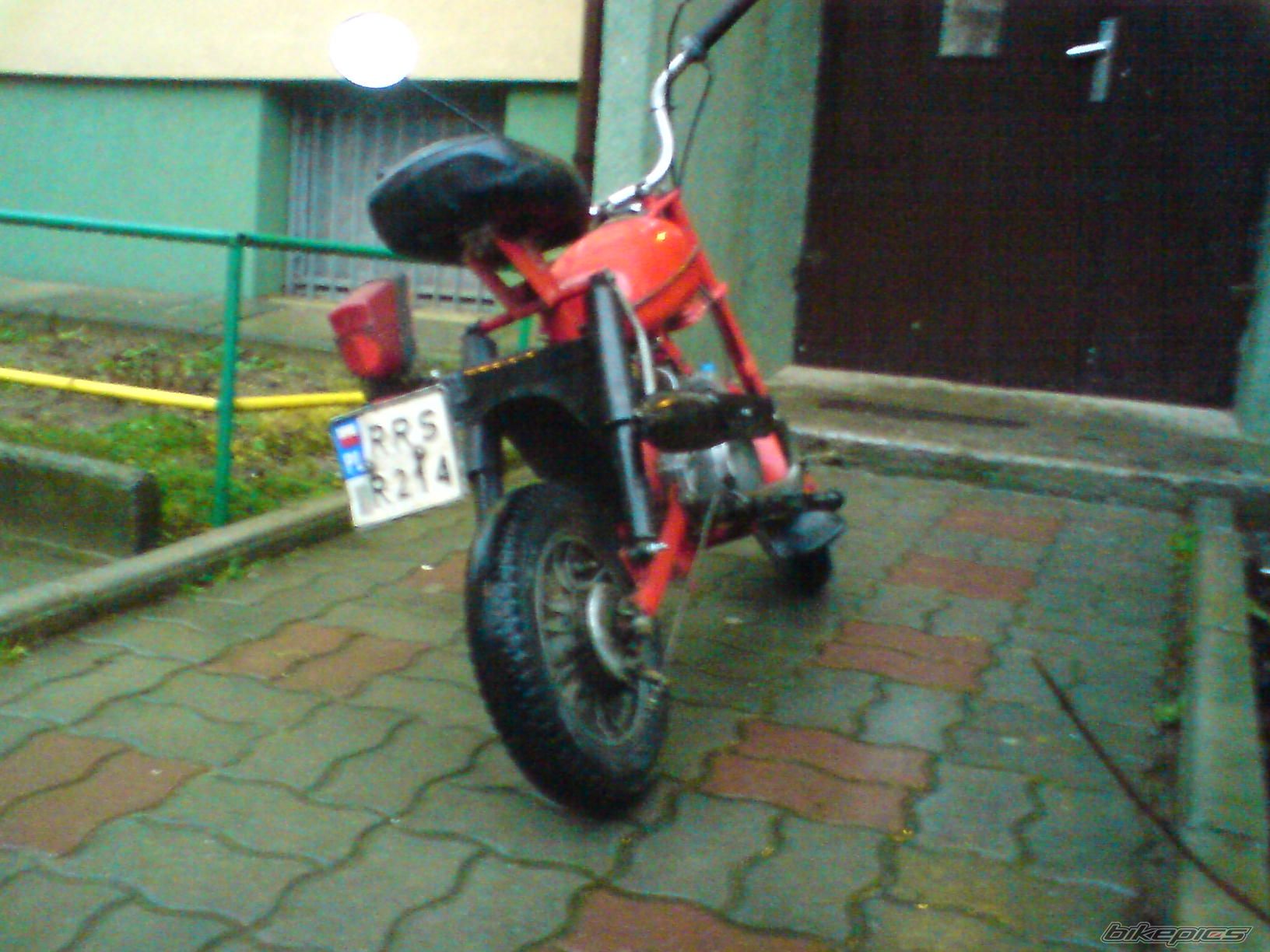 Photo 1516190