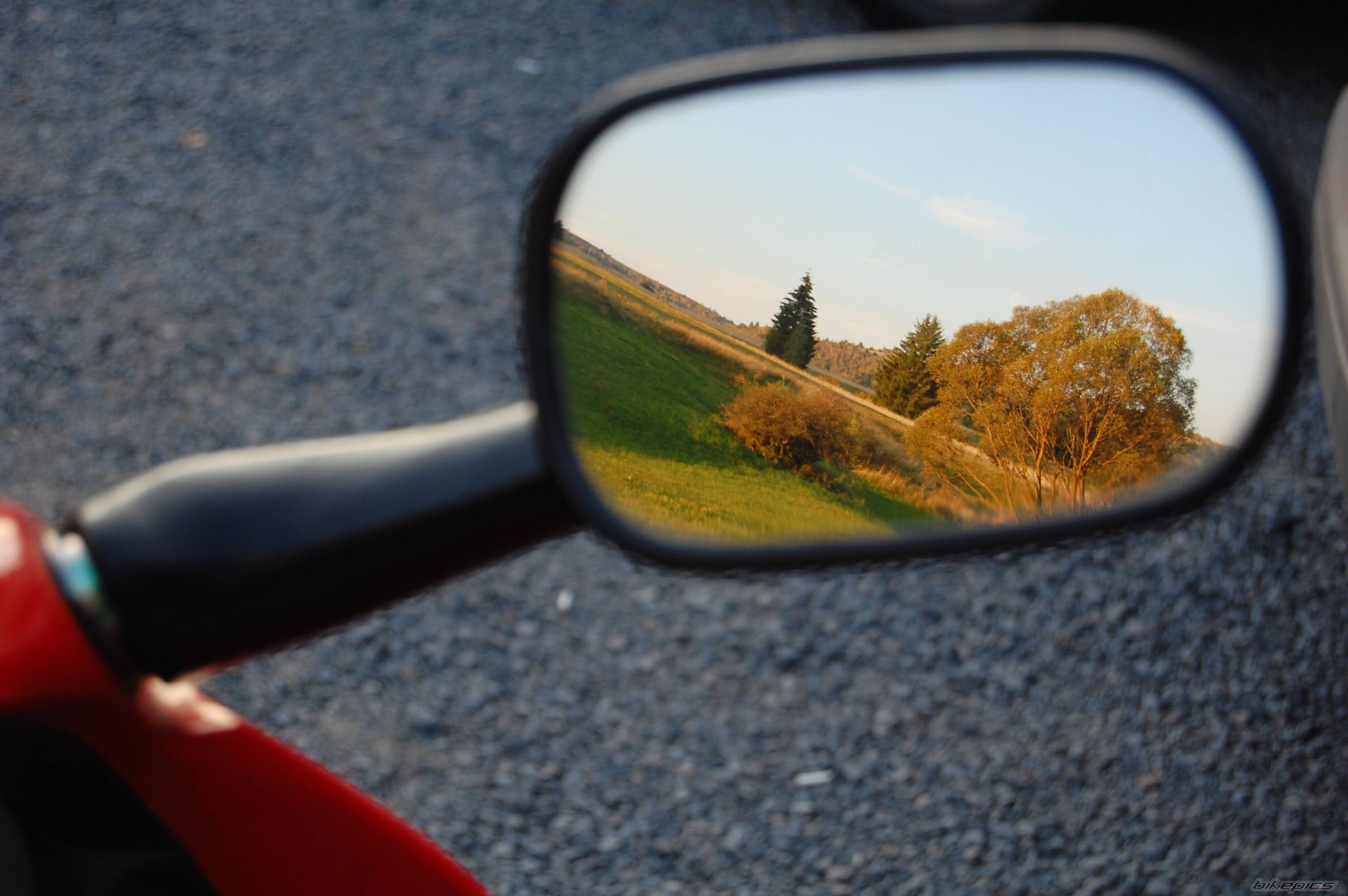 Photo 1516254