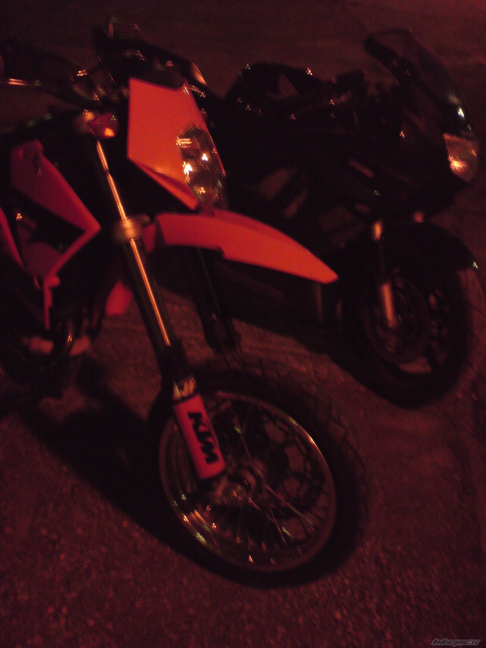Photo 1516384