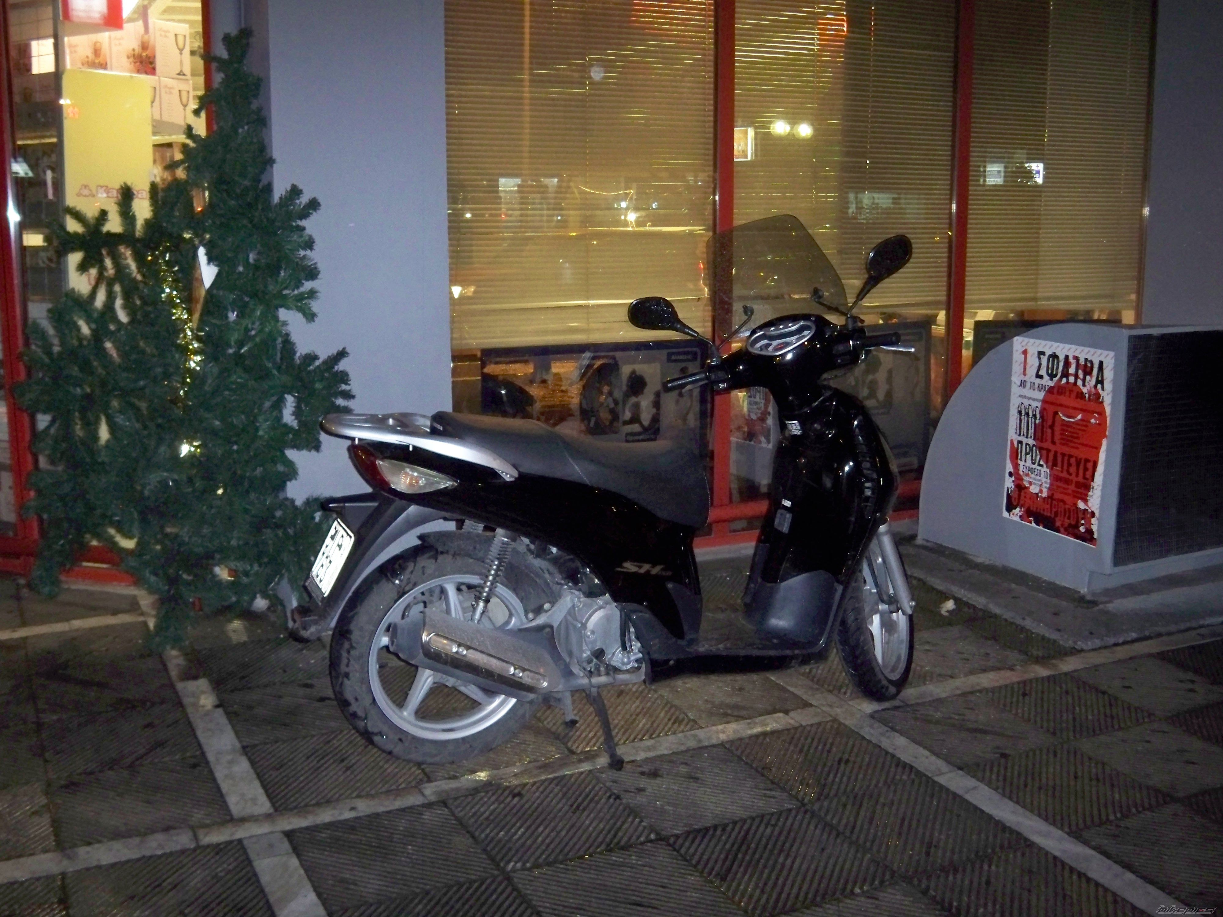 Photo 1516463