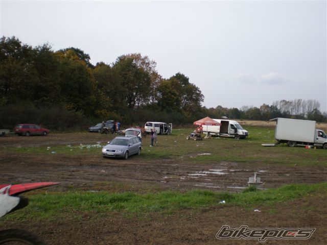 Photo 1516673