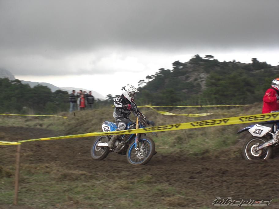 Photo 1516682