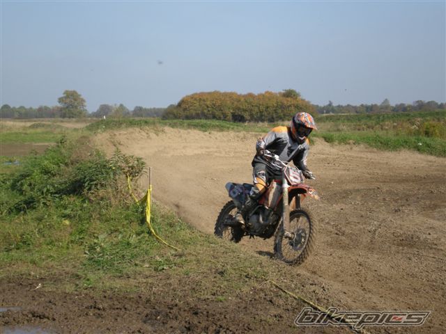 Photo 1516688