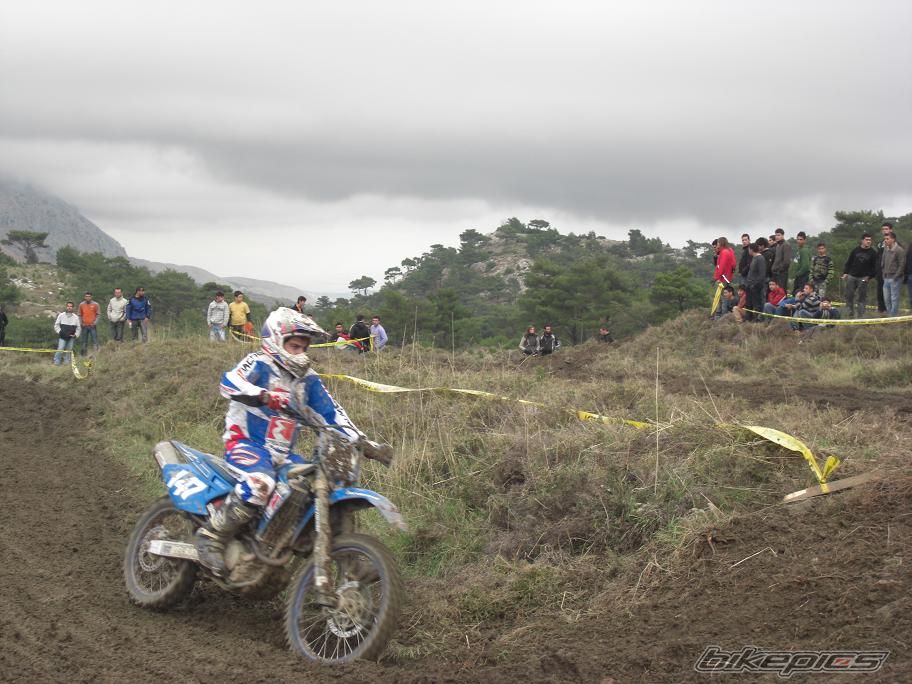 Photo 1516705