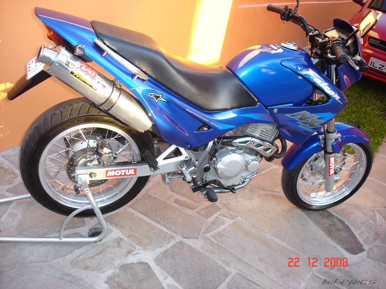 Photo 1516749