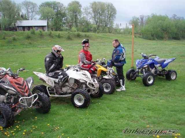 Photo 1516786