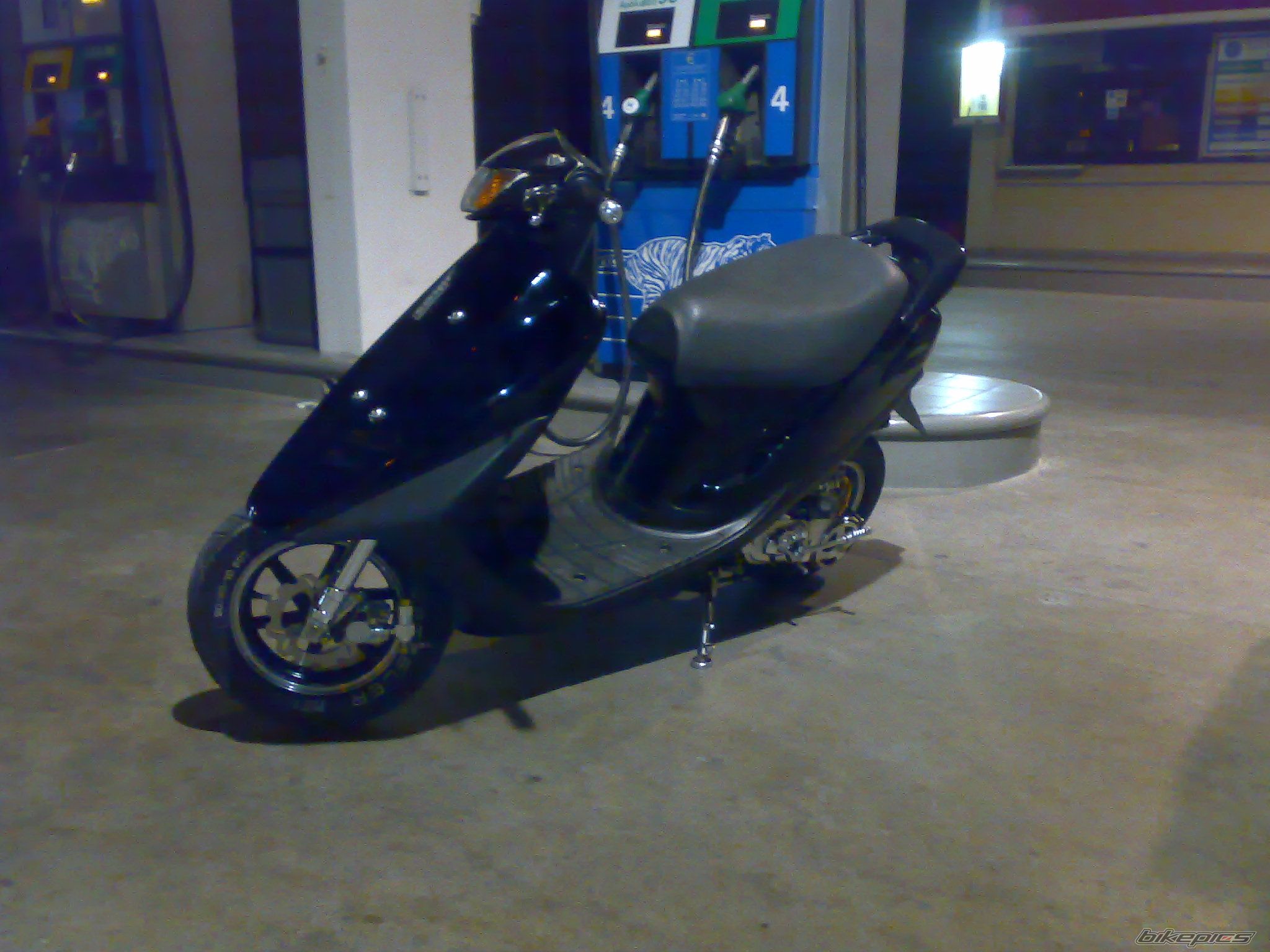 Photo 1516806