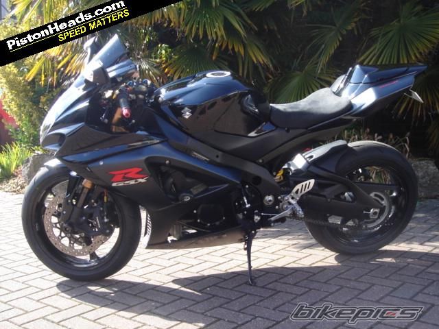 Photo 1516852