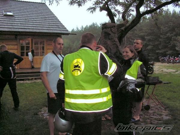 Photo 1516884