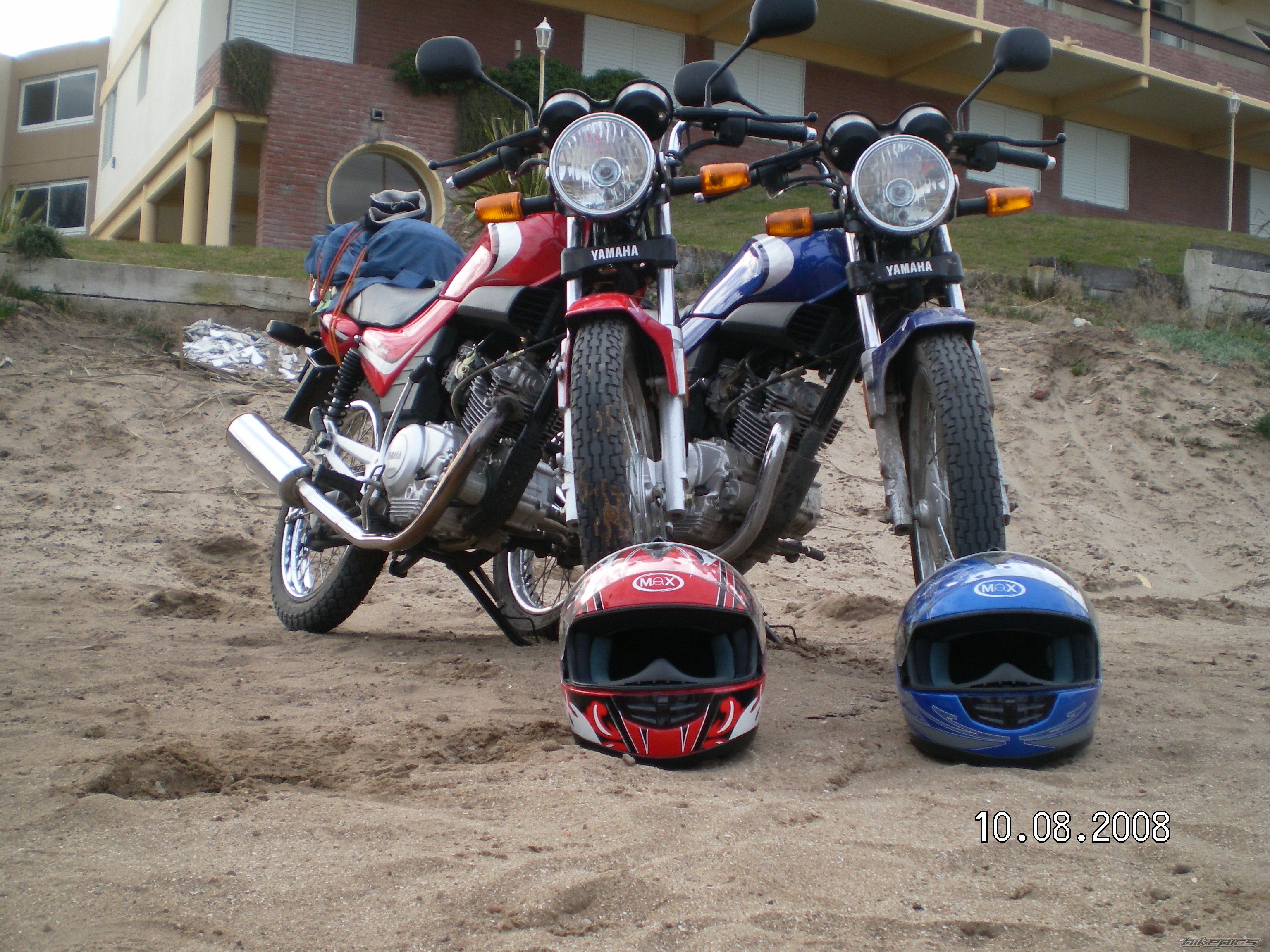 Photo 1516979