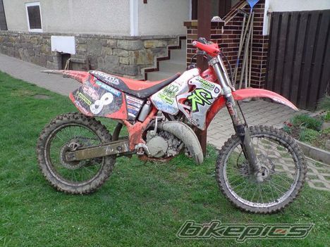 Photo 1517106
