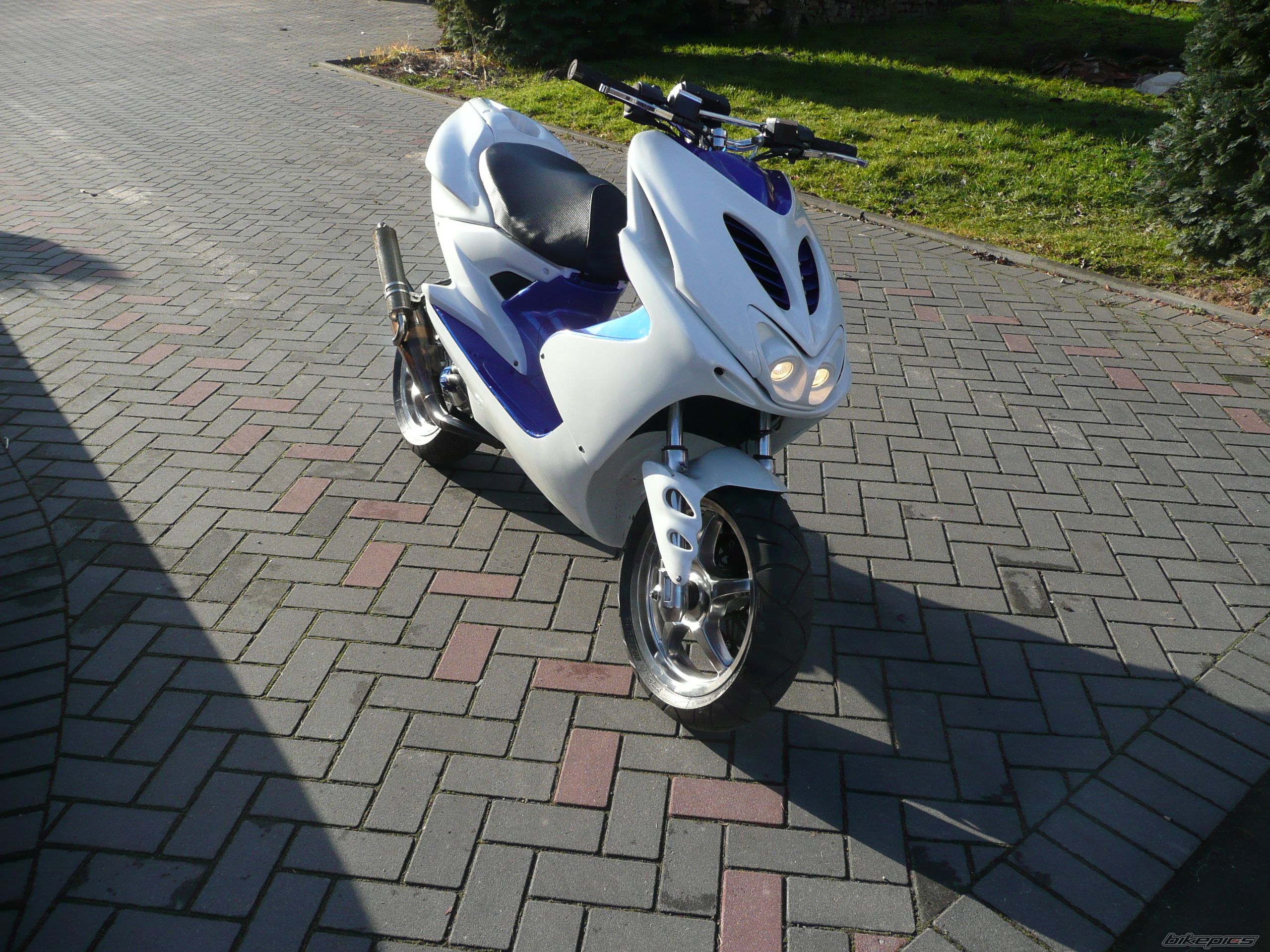 Photo 1517211