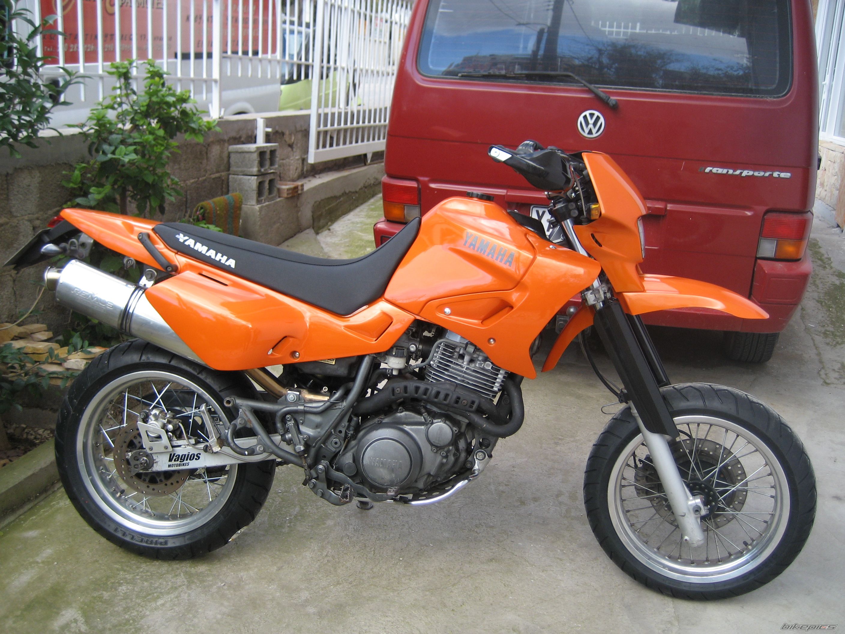 Photo 1517379