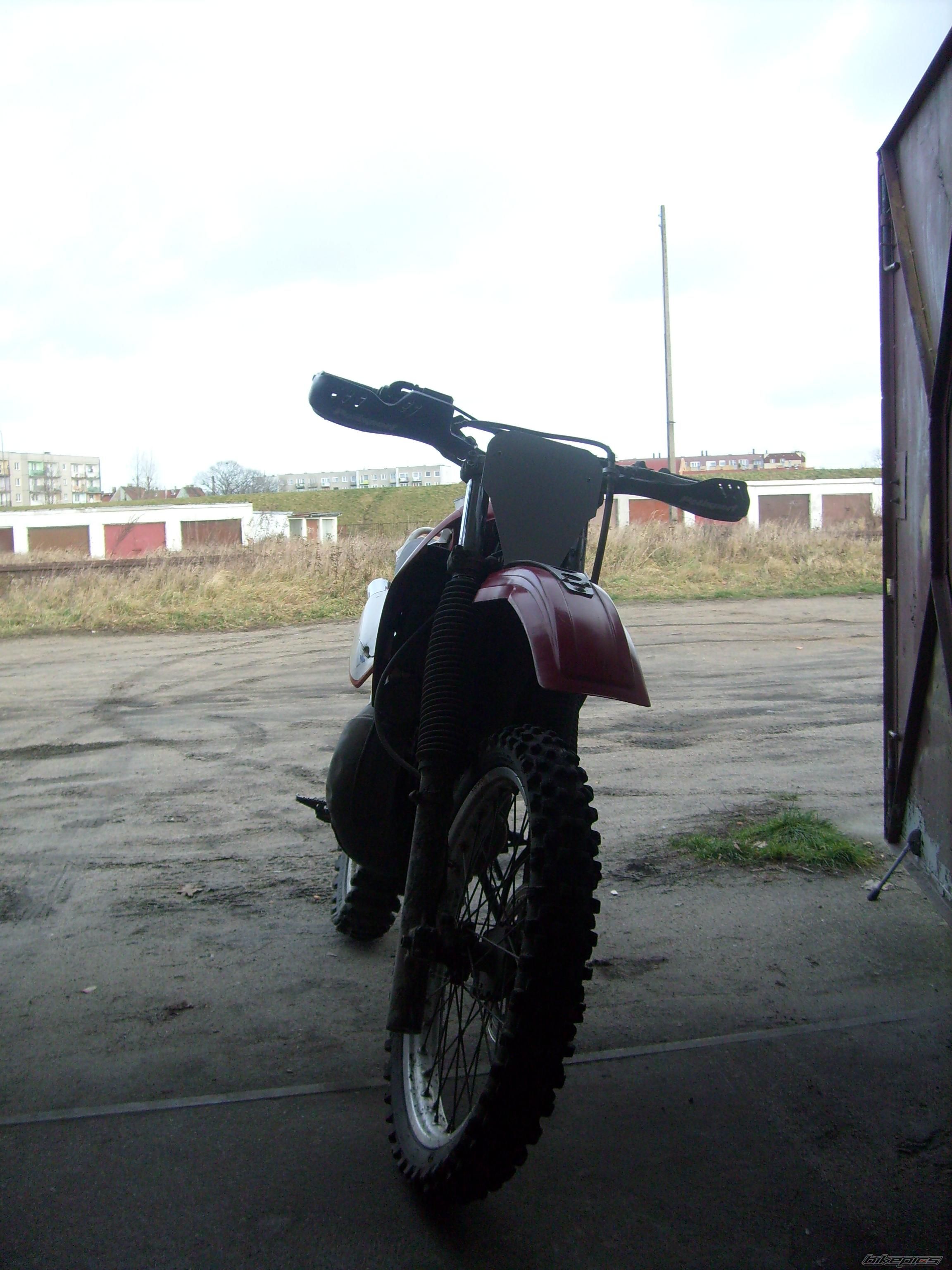 Photo 1517440