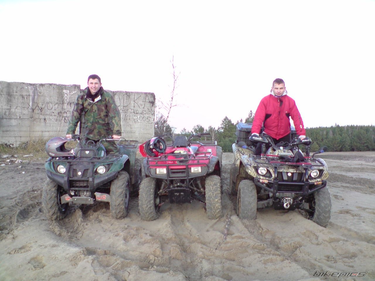 Photo 1517697