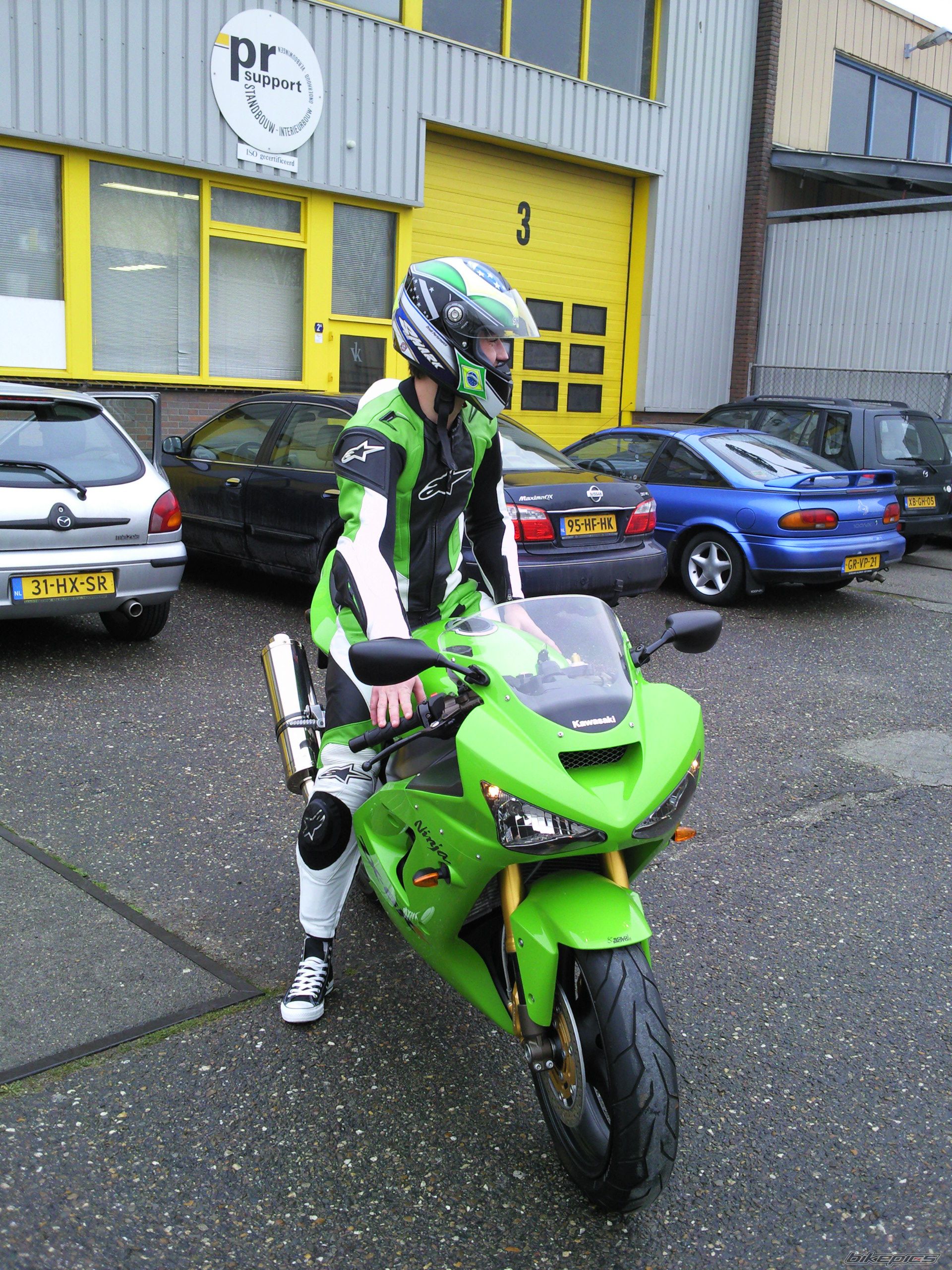 Photo 1517731