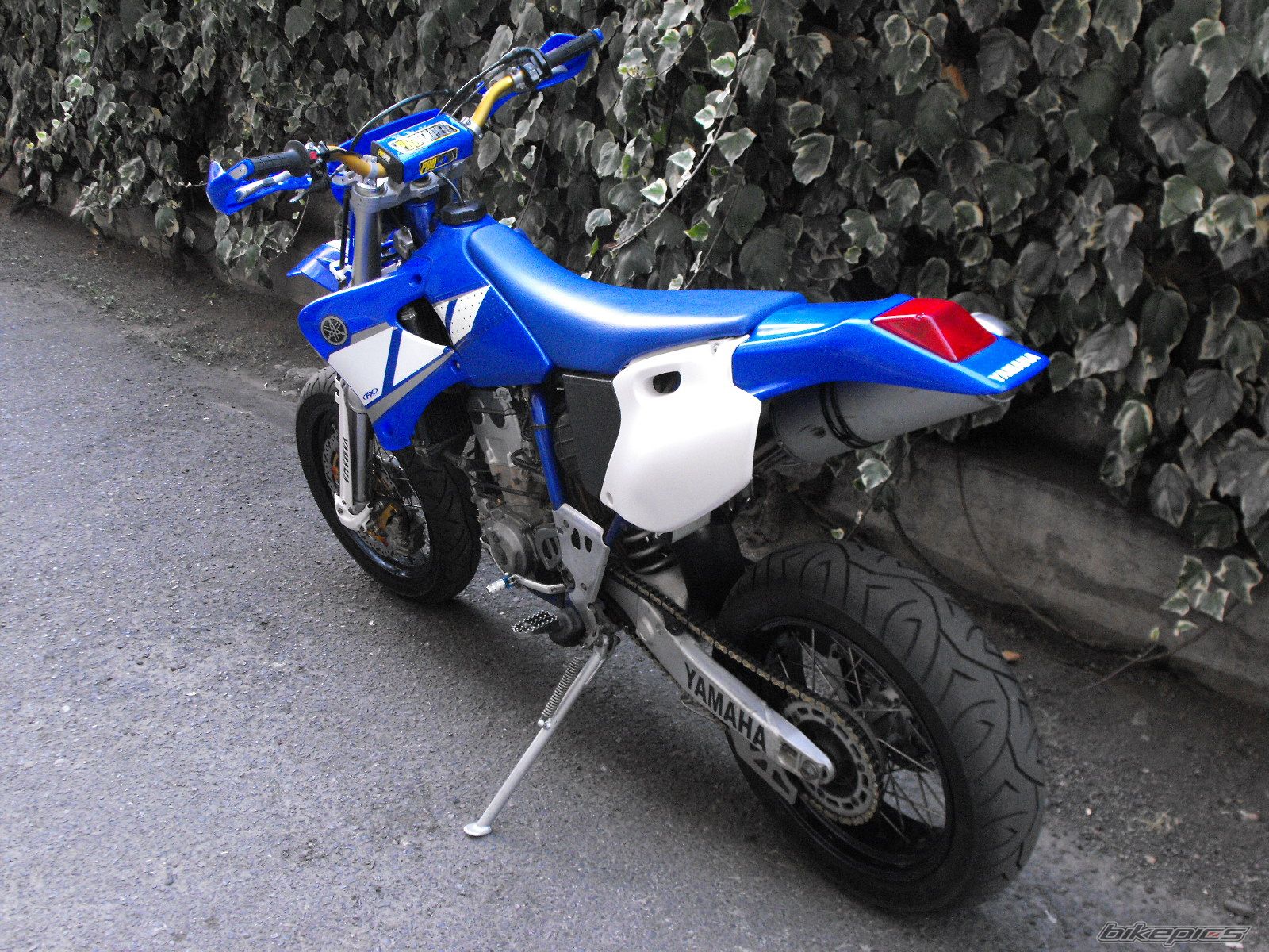 Photo 1517748