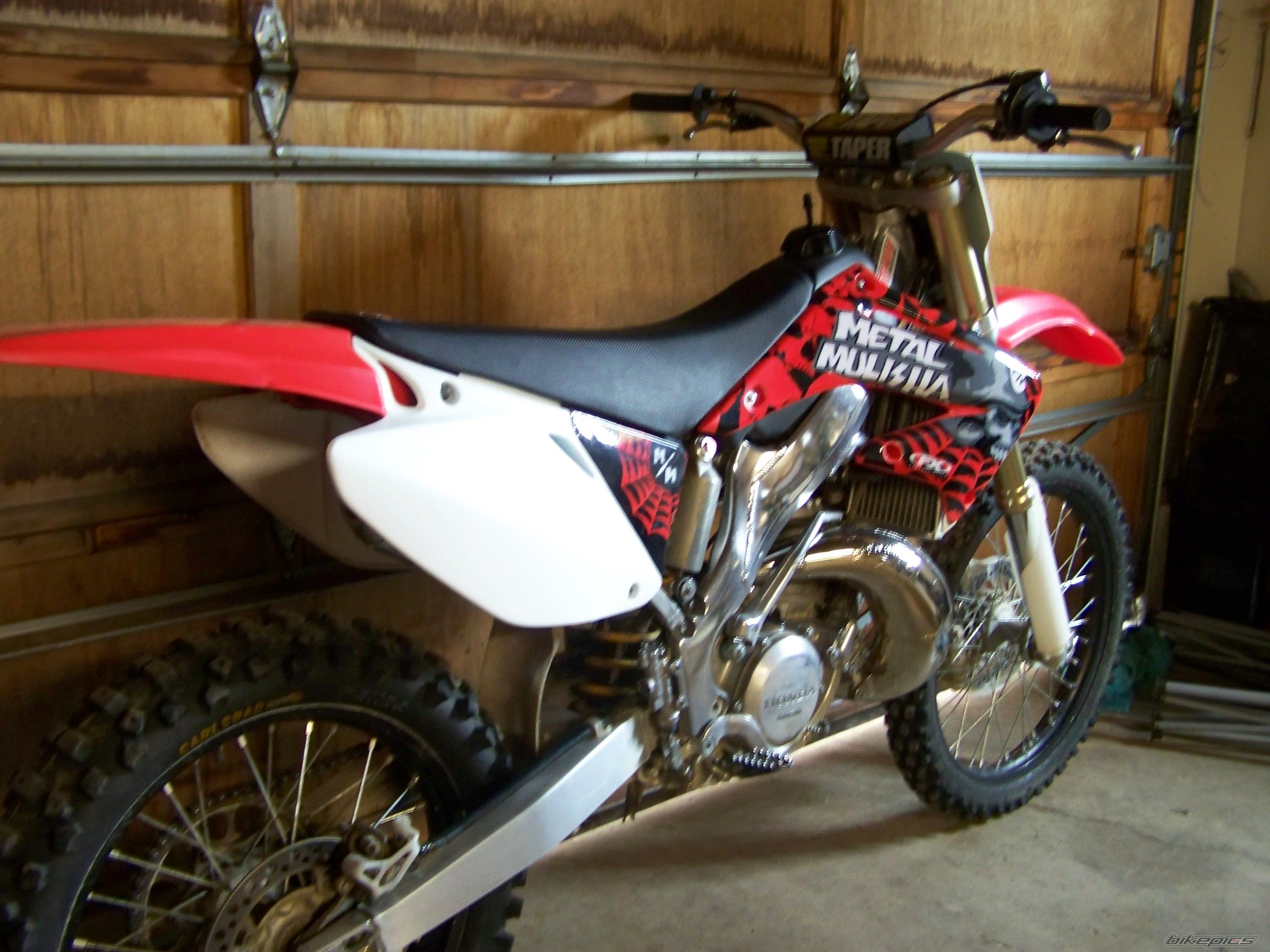 Photo 1517853