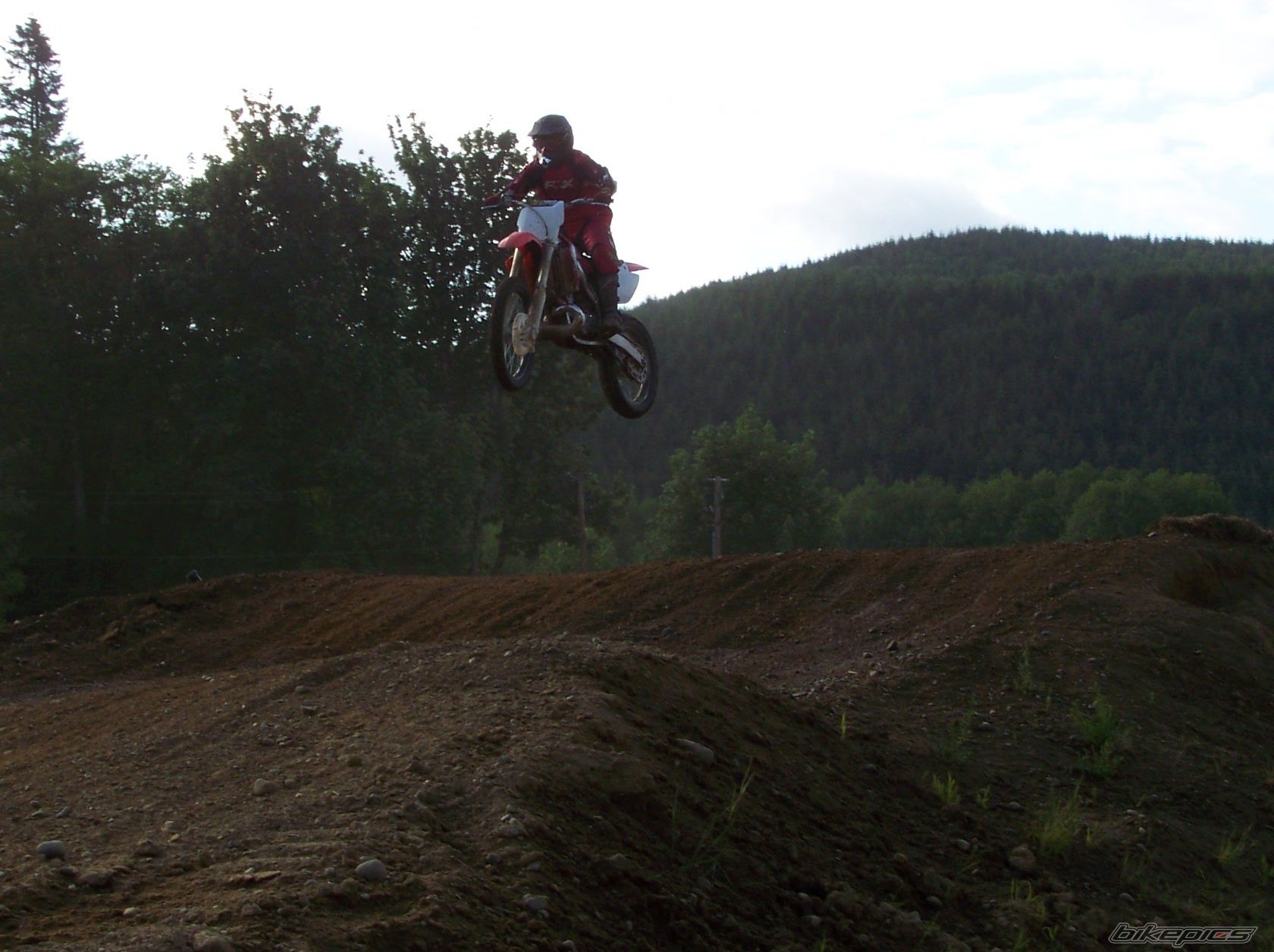 Photo 1517858