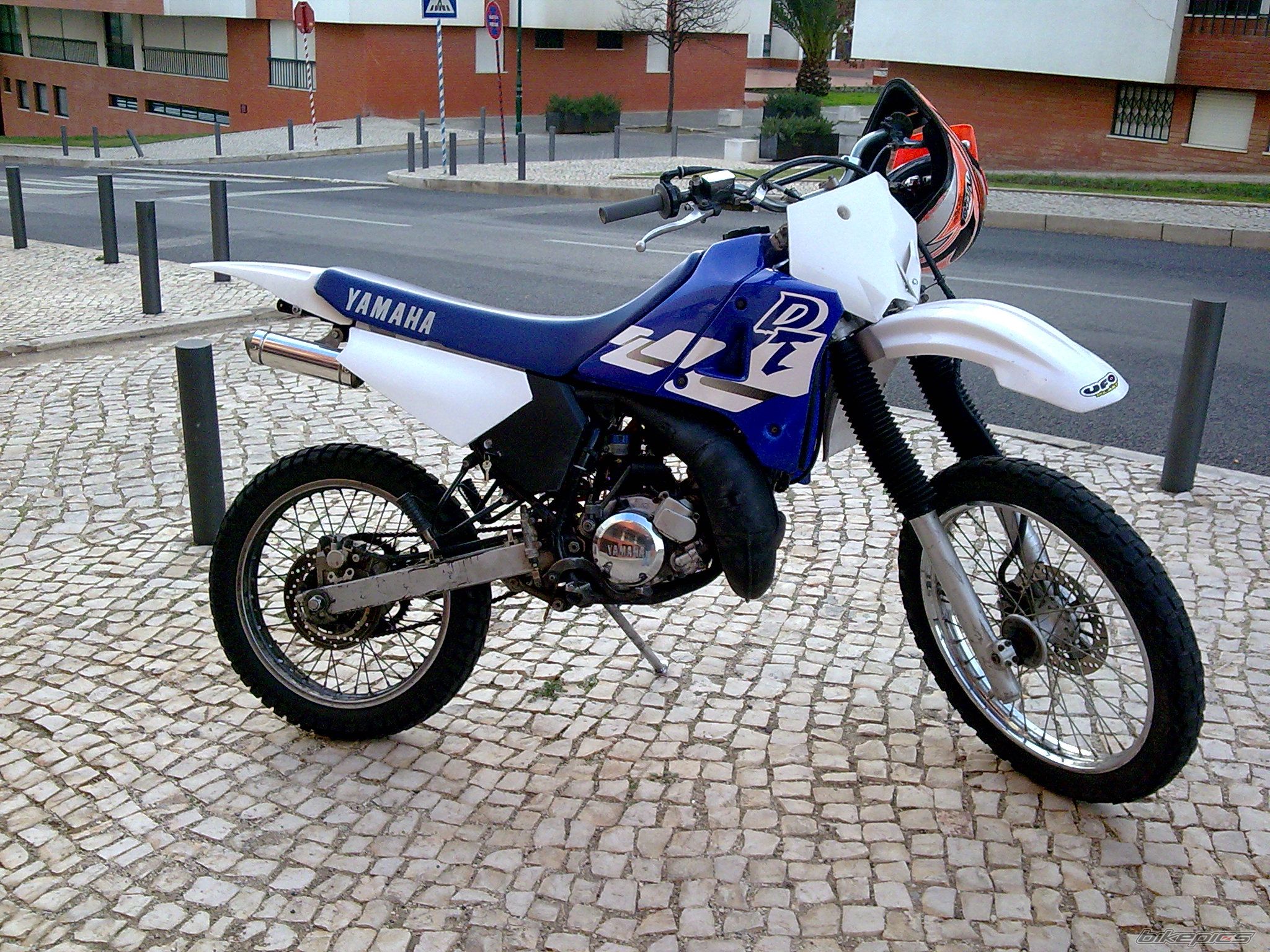Photo 1517864