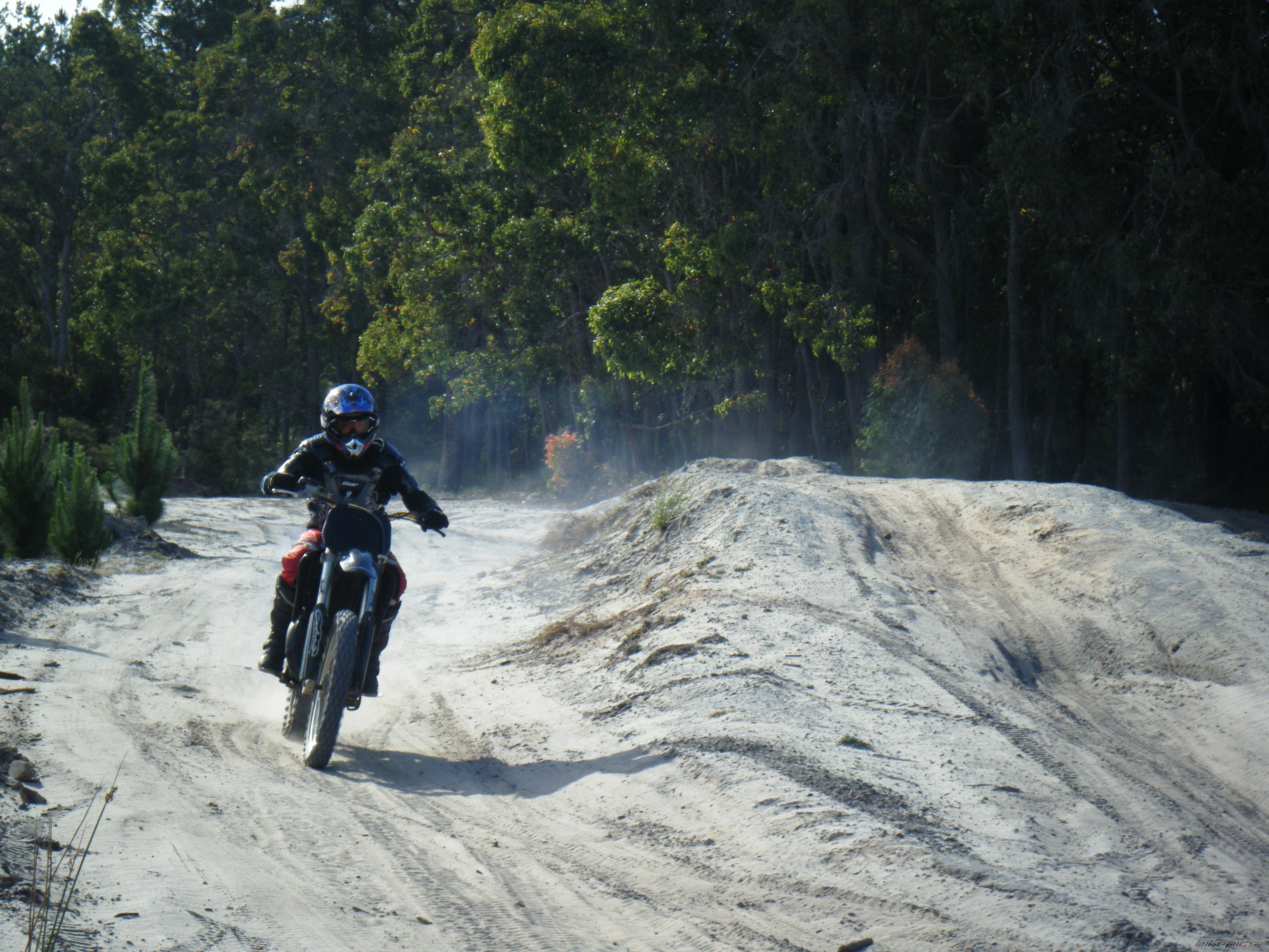 Bike Photo 1518075